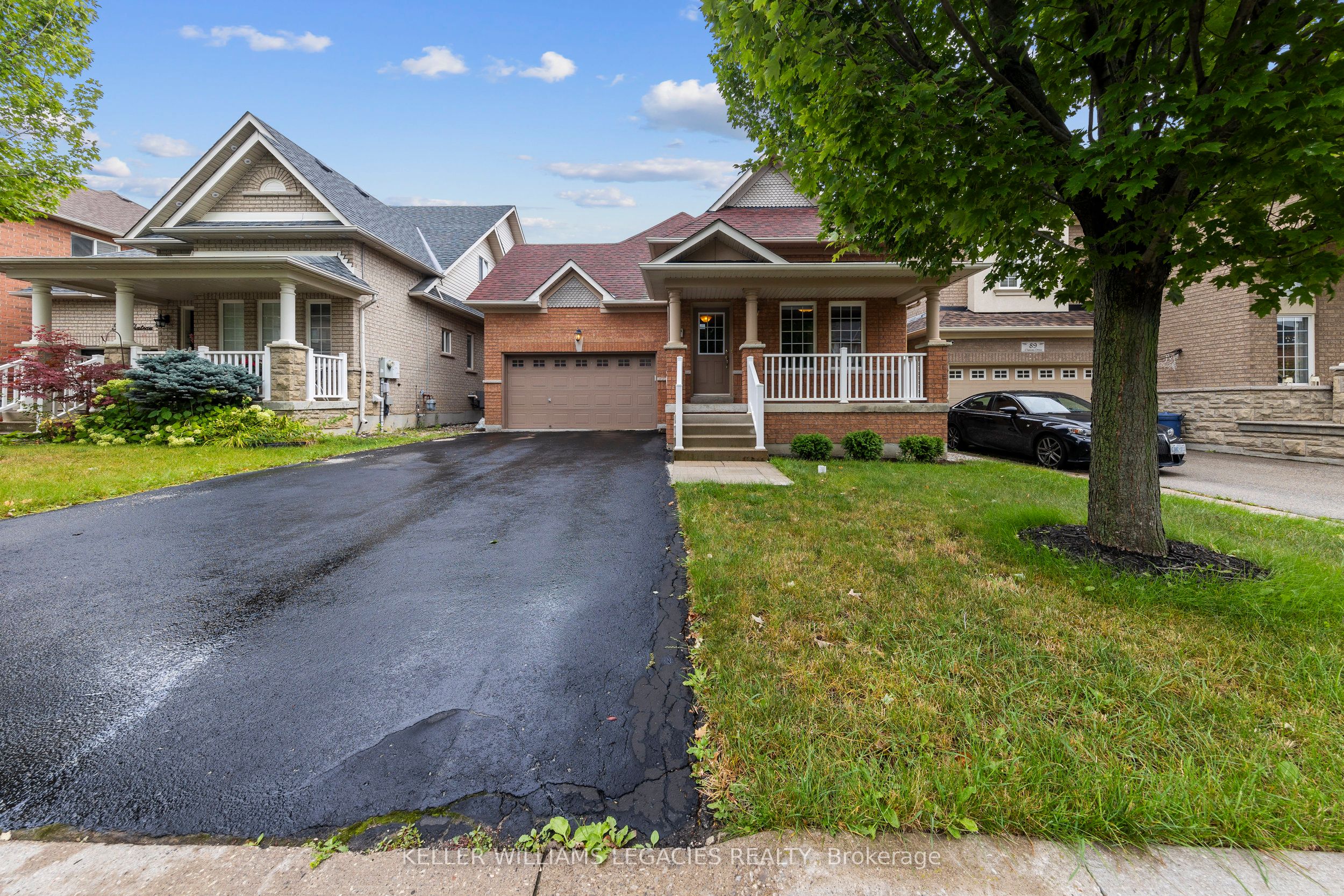 93 Chateau Drive Property Photo 1