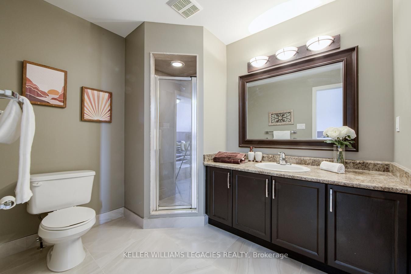 93 Chateau Drive Property Photo 21