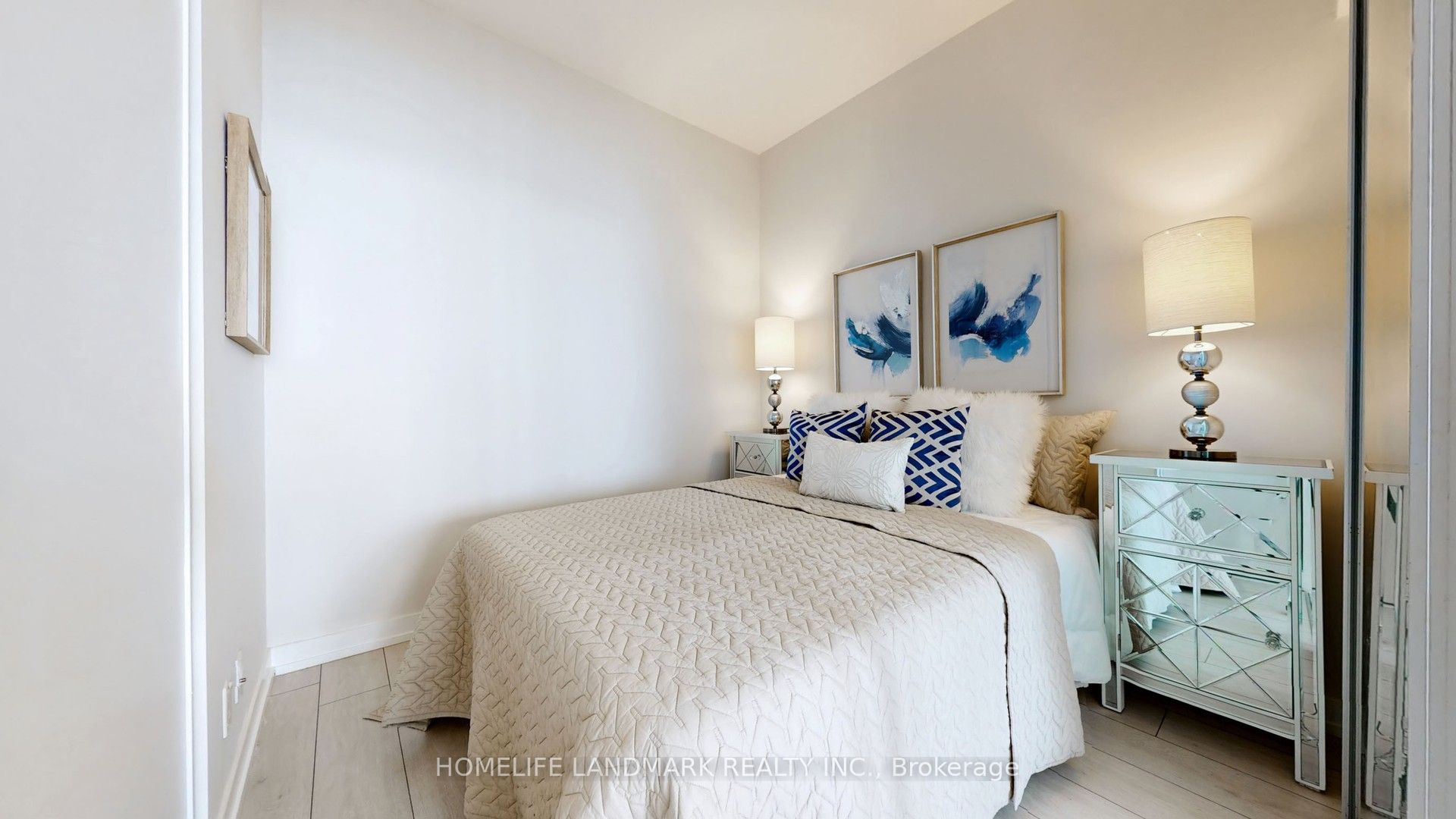 #3907 - 898 Portage Parkway Property Photo 19