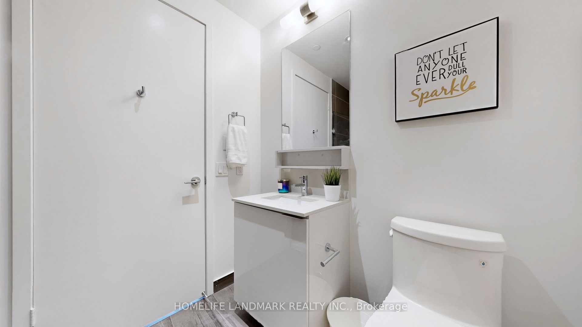 #3907 - 898 Portage Parkway Property Photo 23