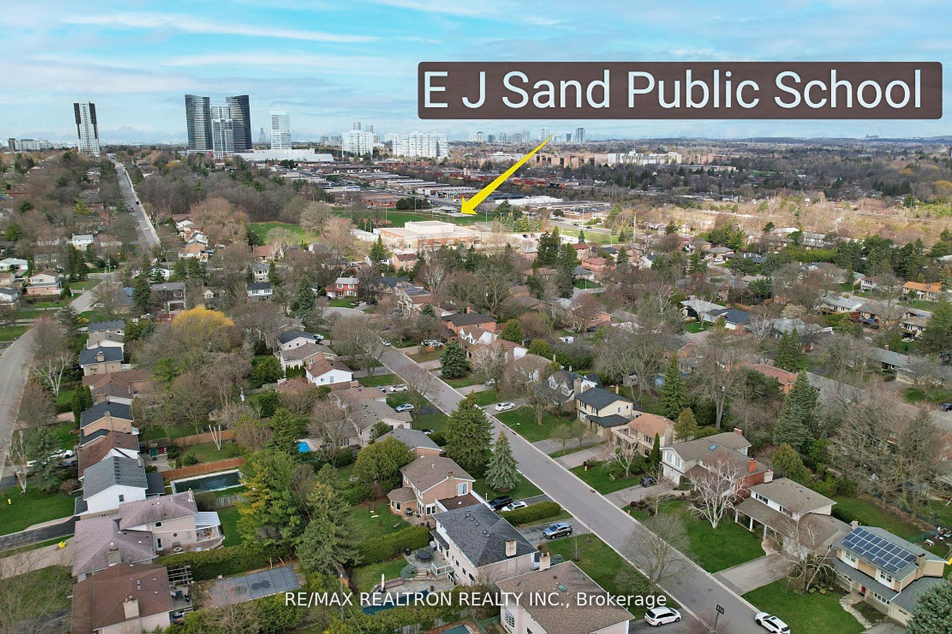 51 Sprucewood Drive Property Photo 14