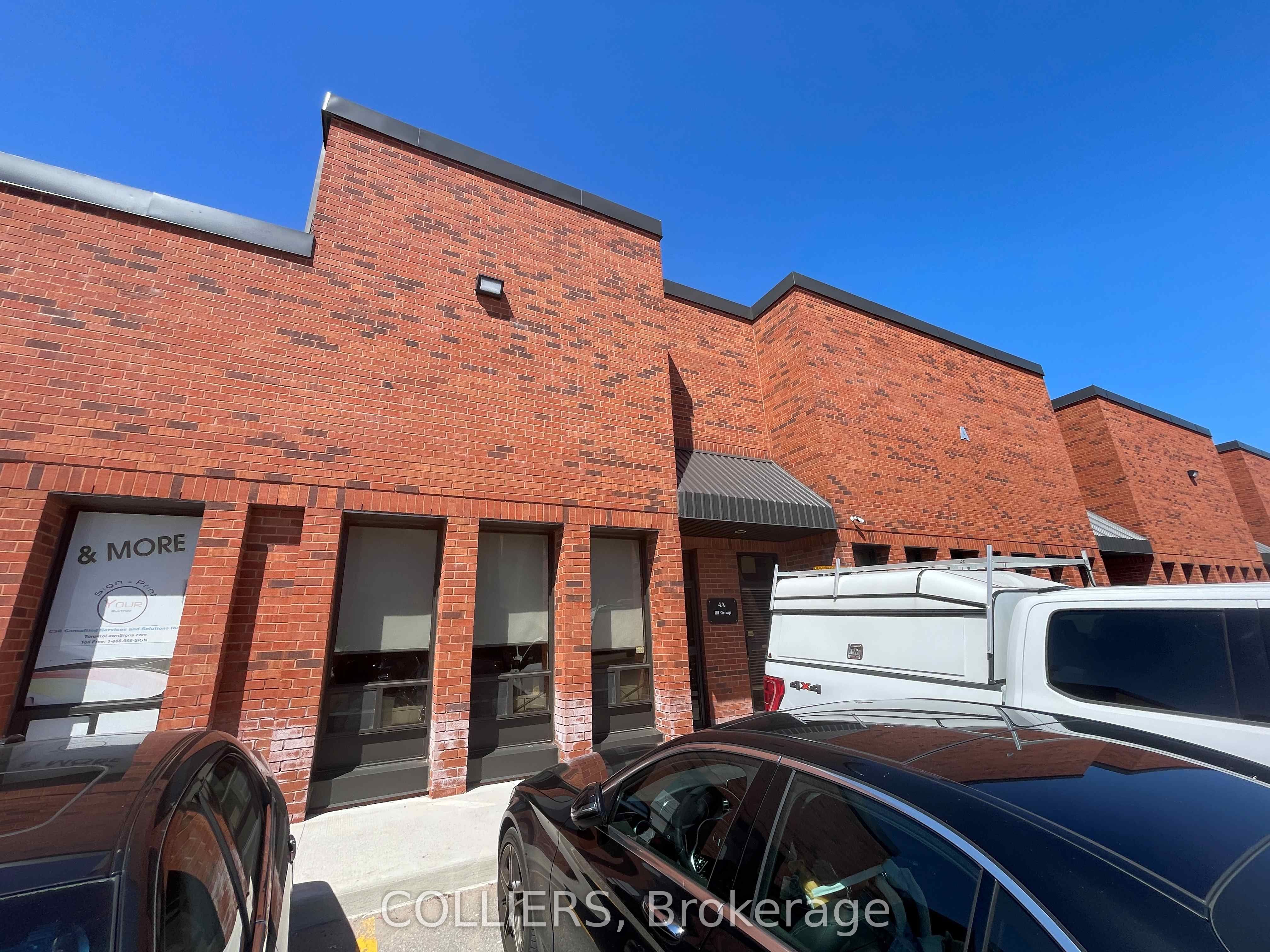 90 Centurian Dr Property Photo 2