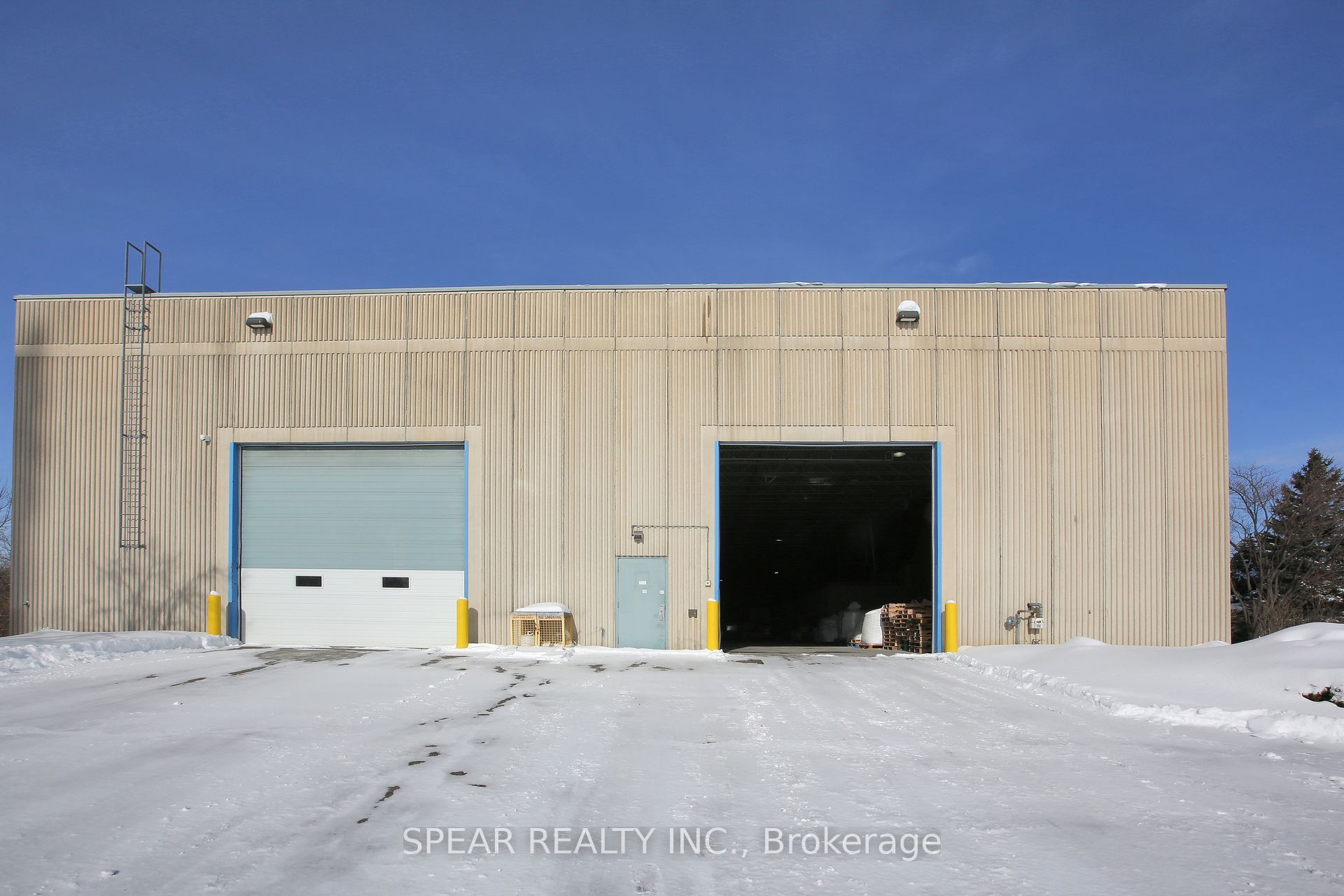 45 Moyal Court Property Photo 2
