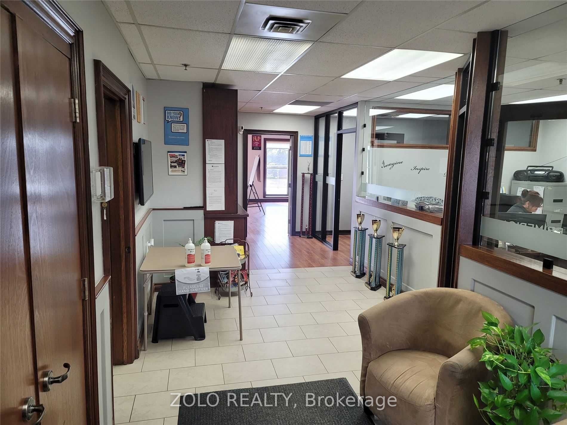 #204 - 3300 Steeles Avenue Property Photo 1