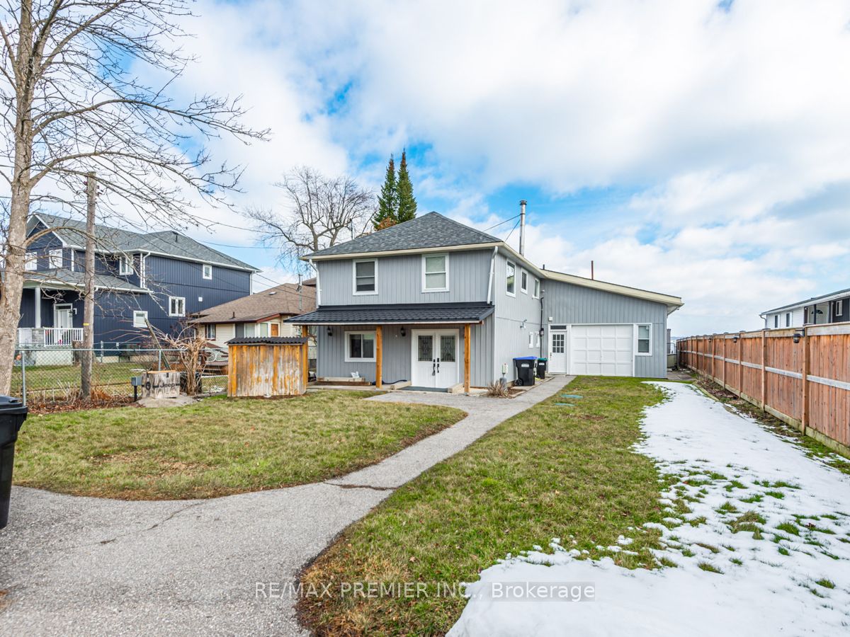 359 Limerick St Property Photo