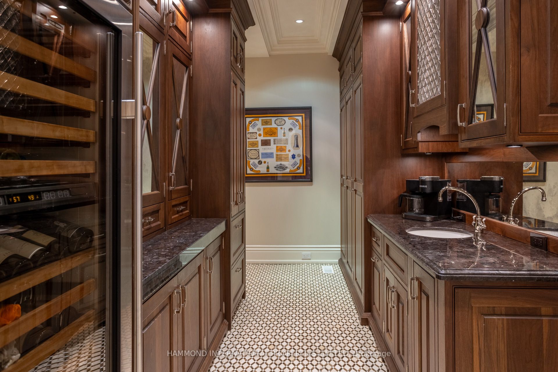 100 Kennedy Street Property Photo 14