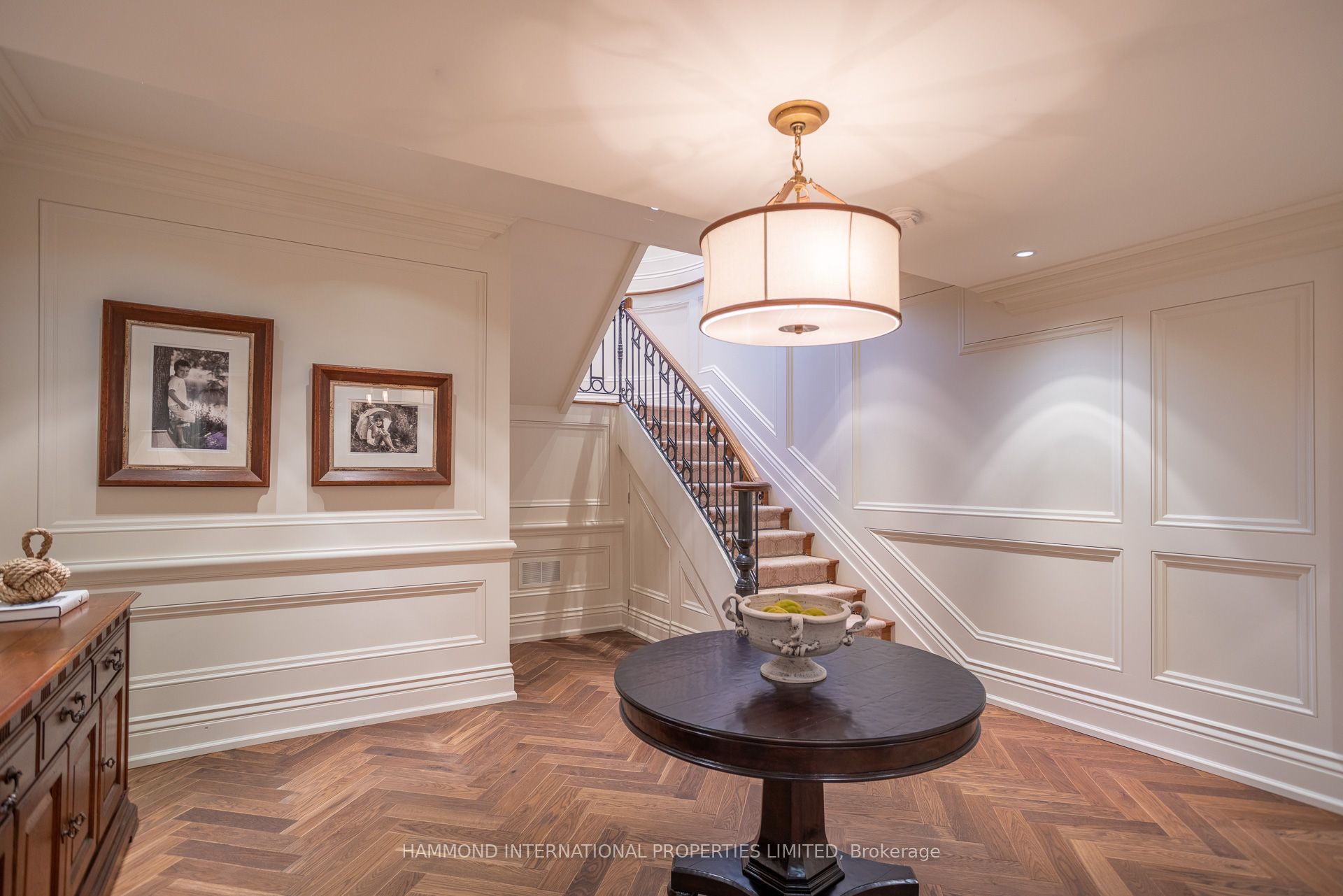 100 Kennedy Street Property Photo 32