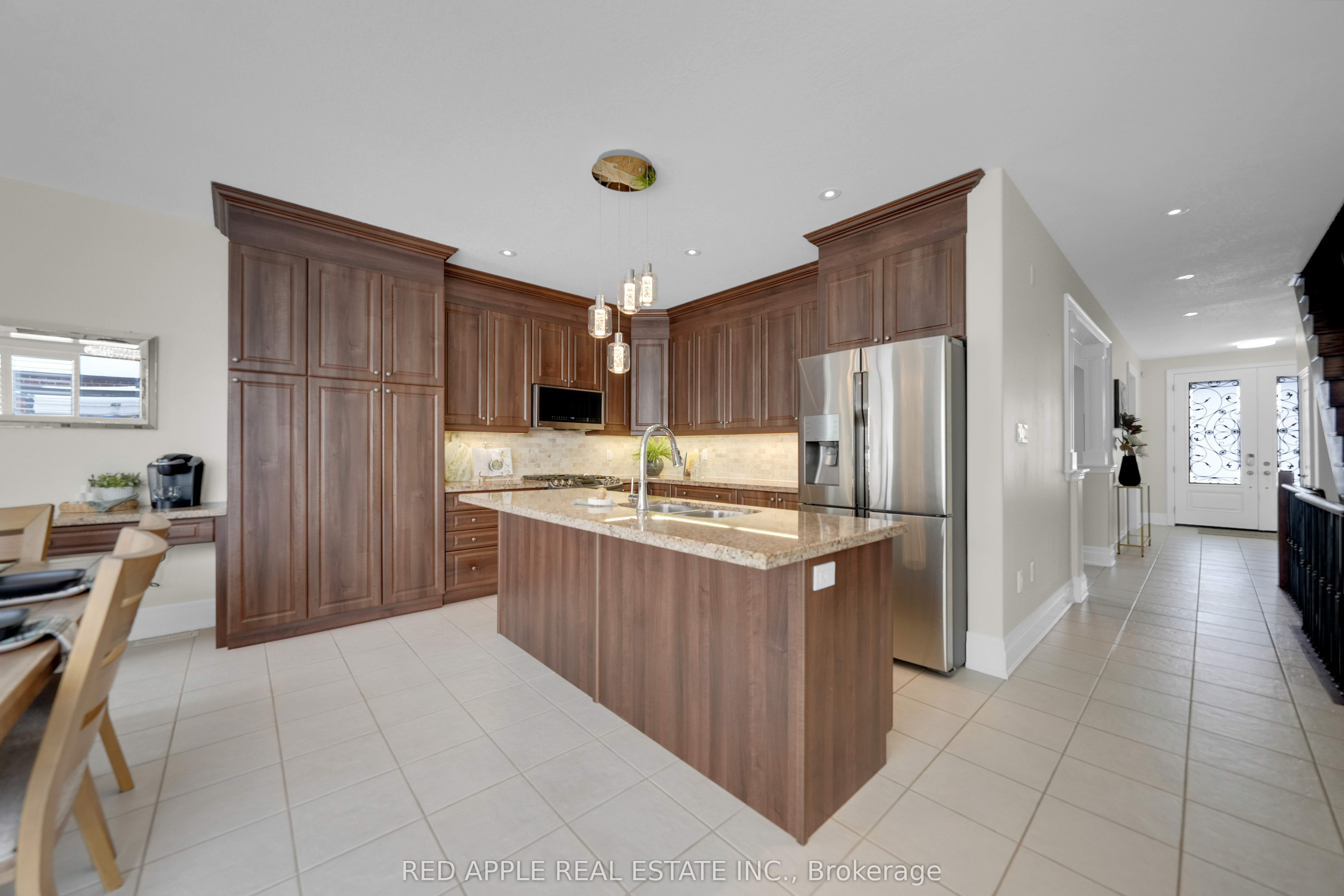 1143 Quarry Drive Property Photo 7