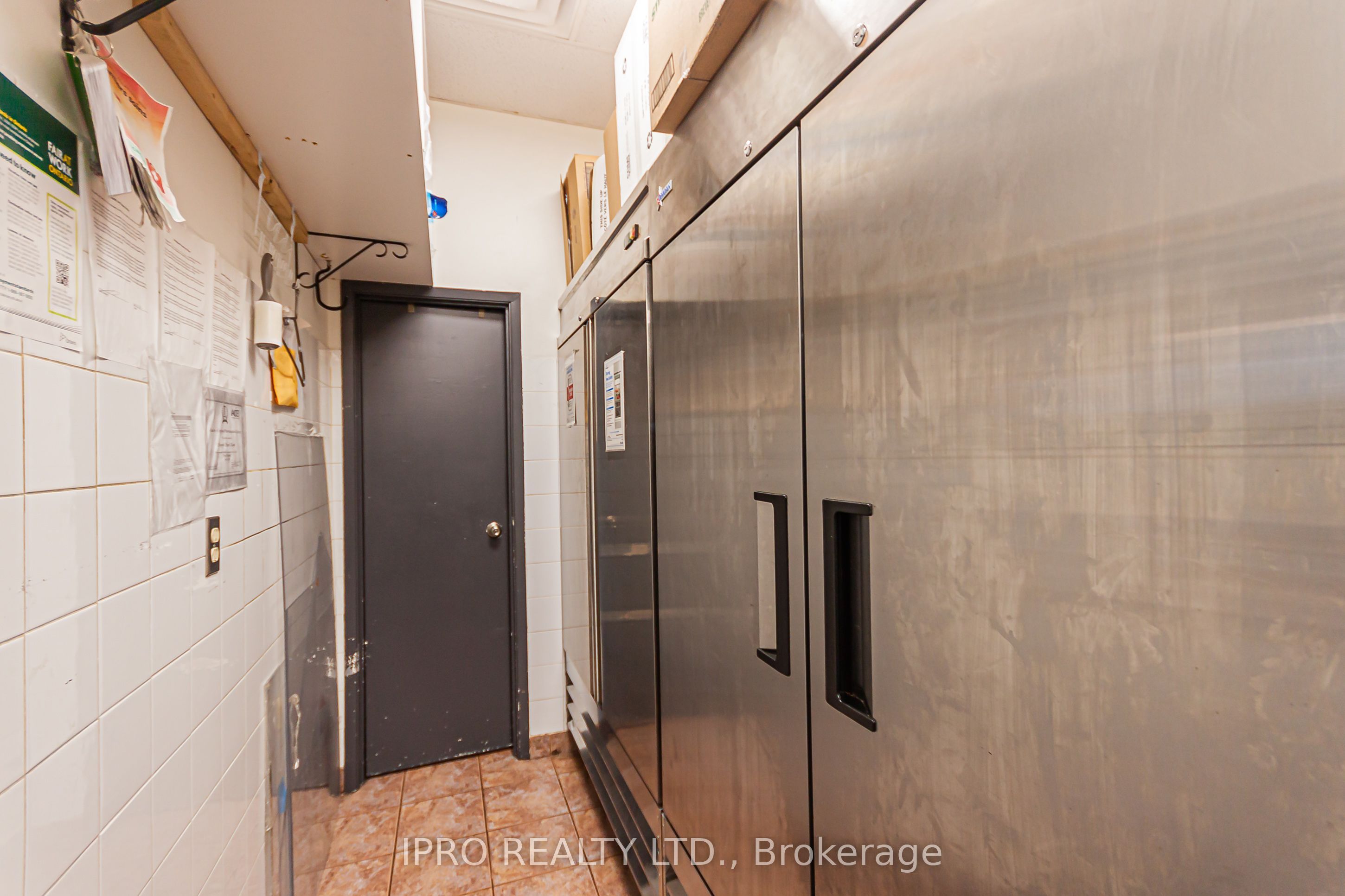 704 Major Mackenzie Drive Property Photo 25