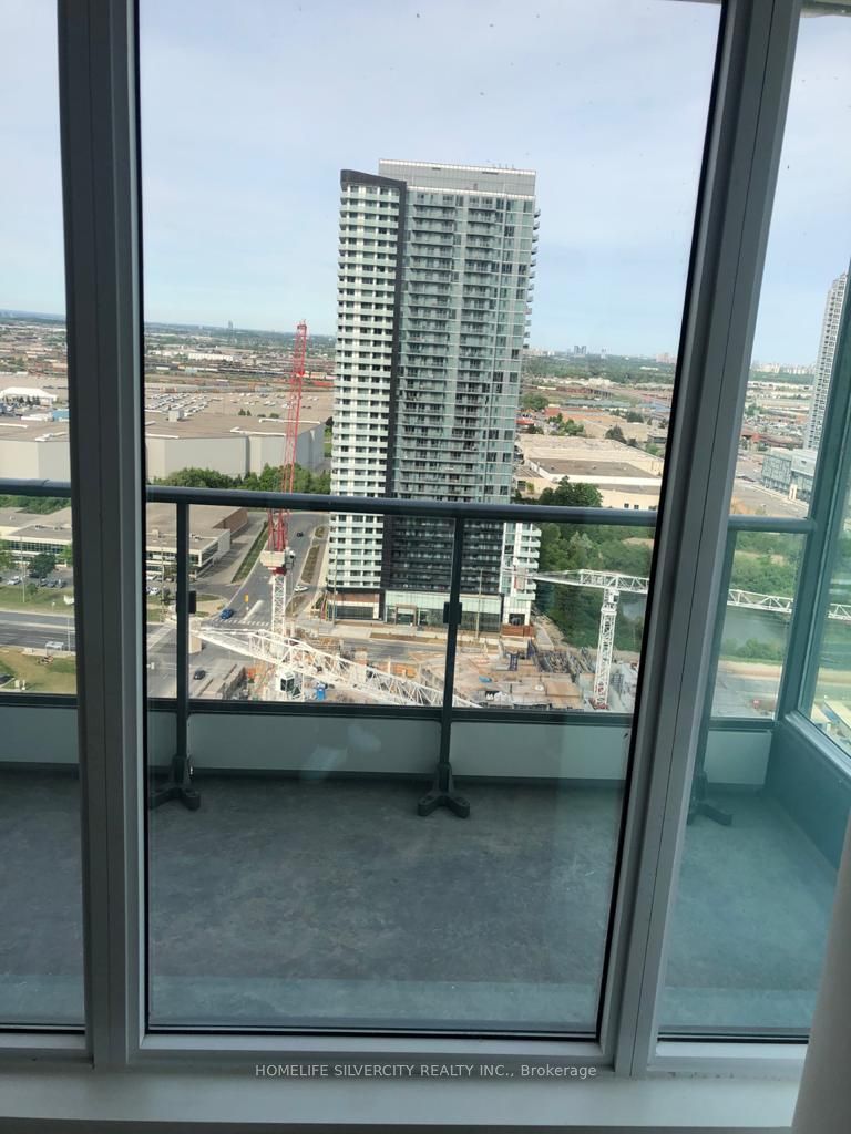 #2806 - 950 Portage Parkway Property Photo