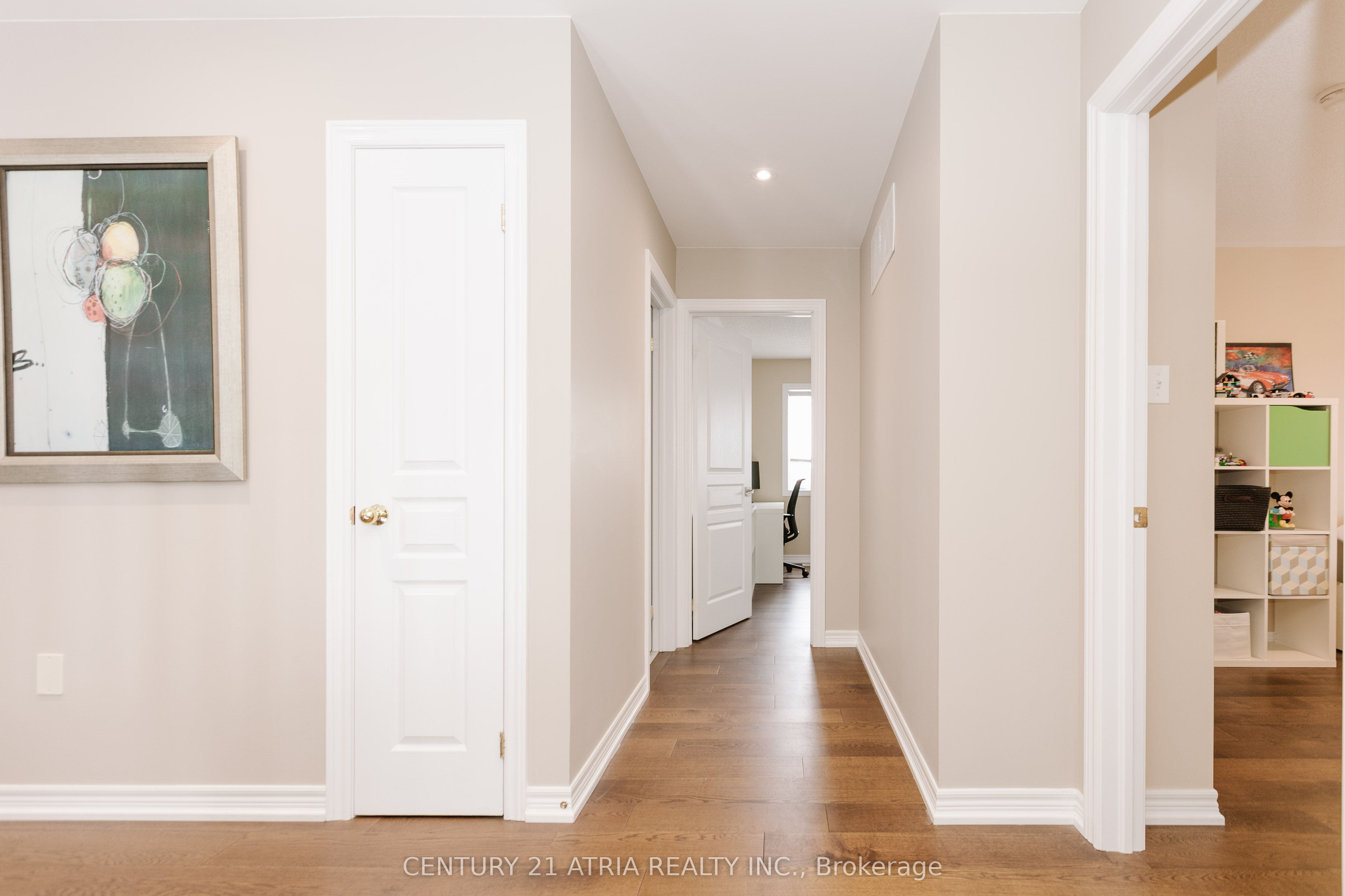73 Thornlodge Drive Property Photo 24