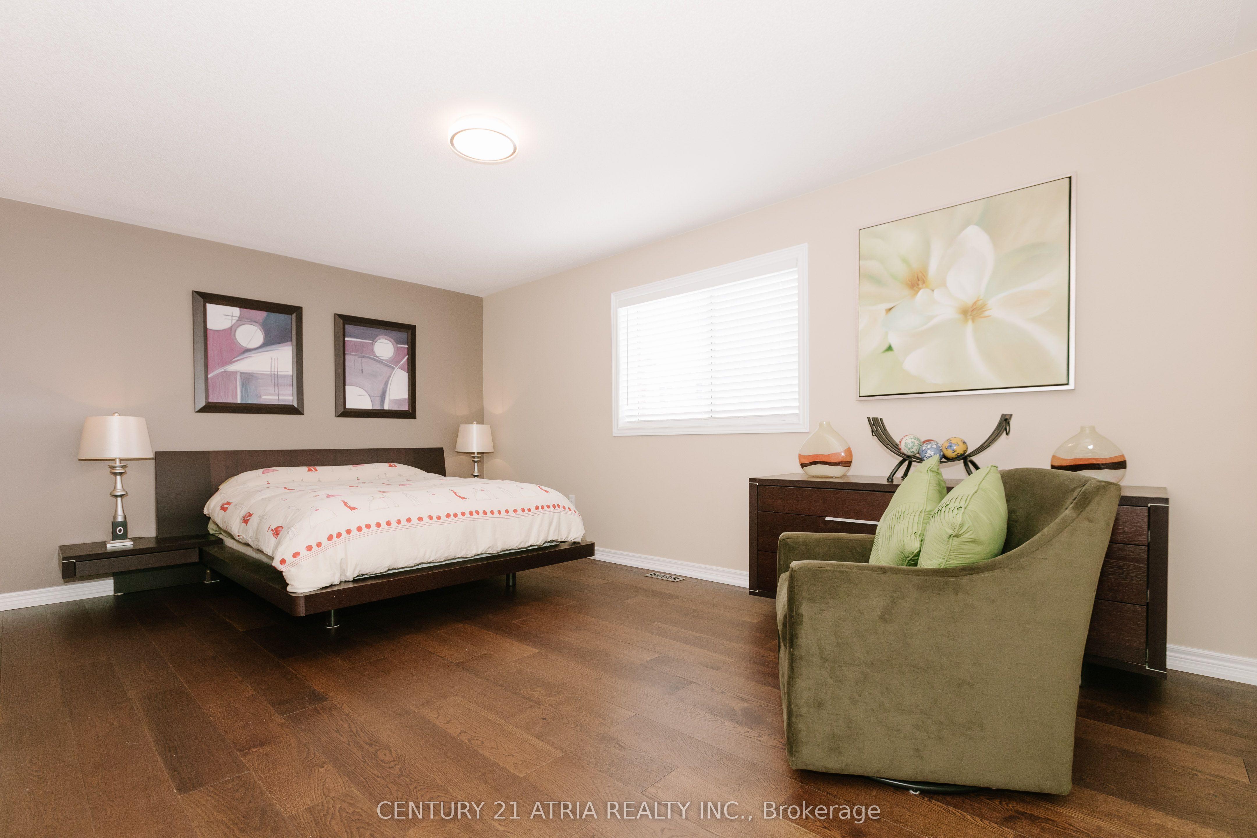 73 Thornlodge Drive Property Photo 25