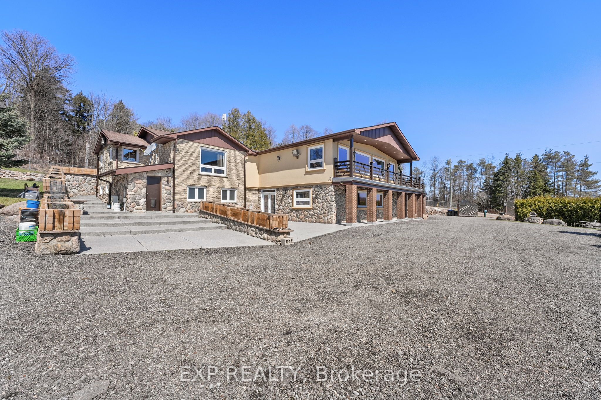2866 20th Sideroad Property Photo 38