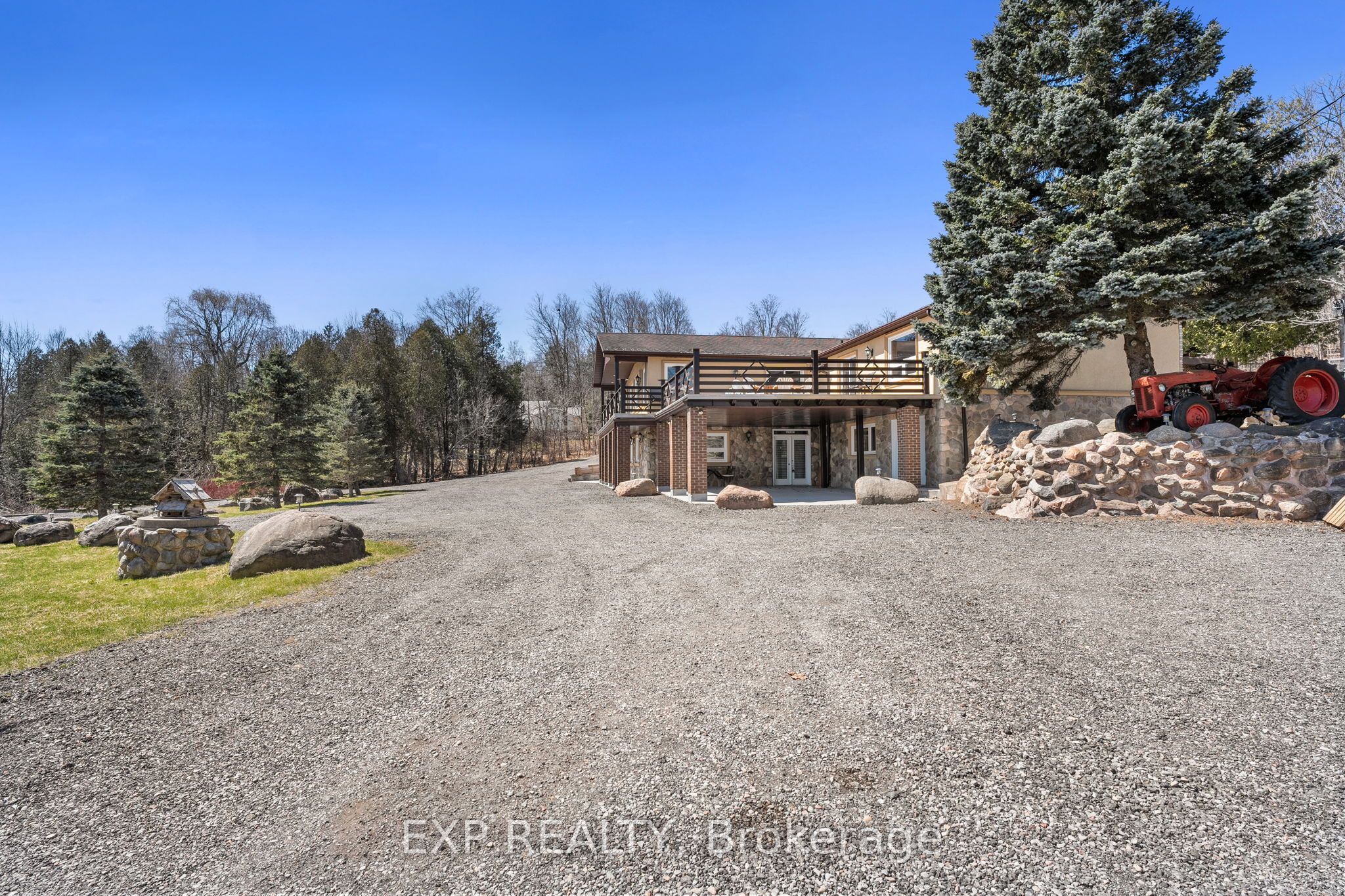 2866 20th Sideroad Property Photo 39