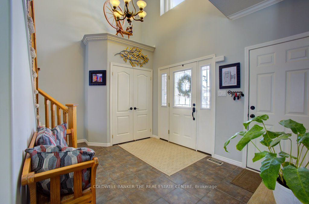80 Armeda Clow Crescent Property Photo 6
