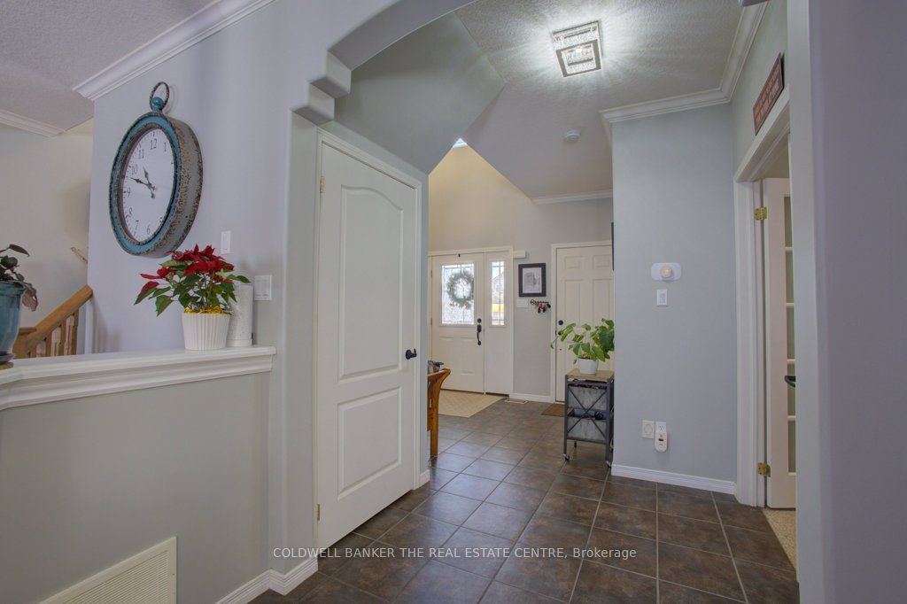 80 Armeda Clow Crescent Property Photo 8