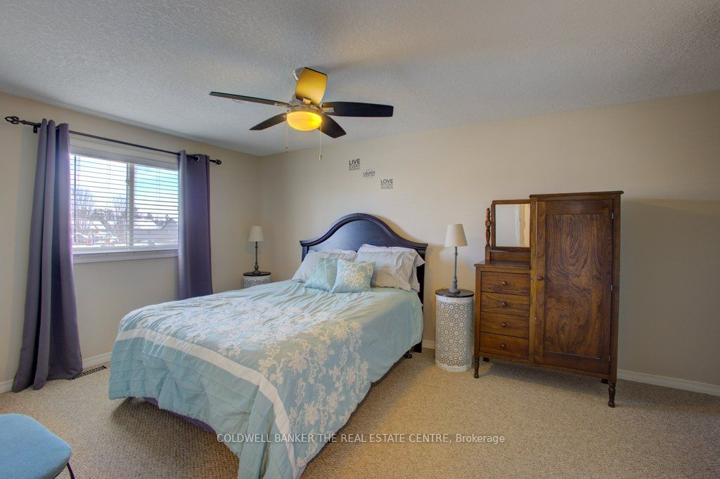 80 Armeda Clow Crescent Property Photo 23