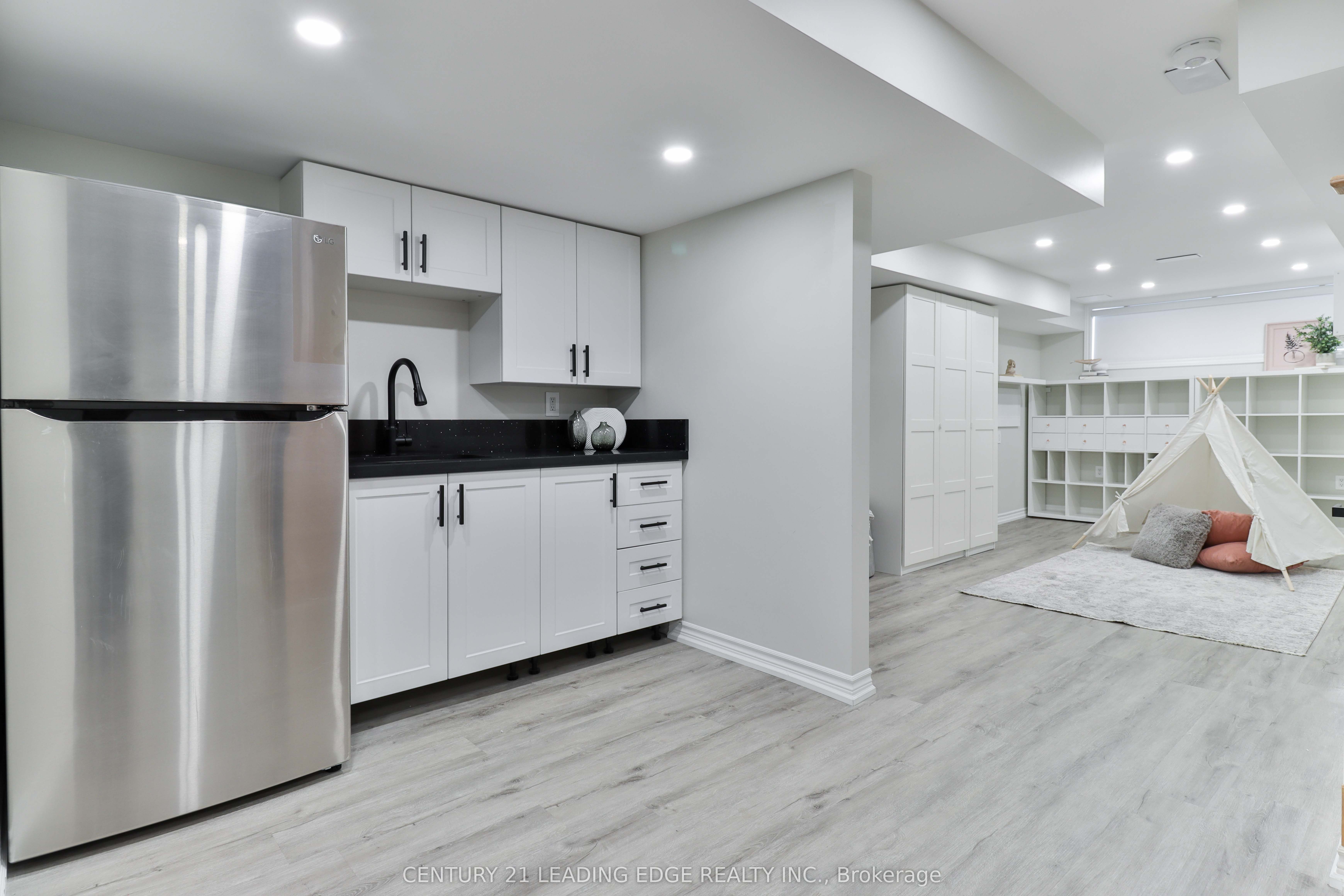 2016 Donald Cousens Parkway Property Photo 37