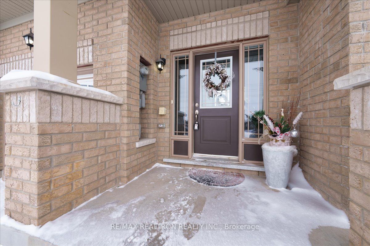 77 Gallagher Crescent Property Photo 1
