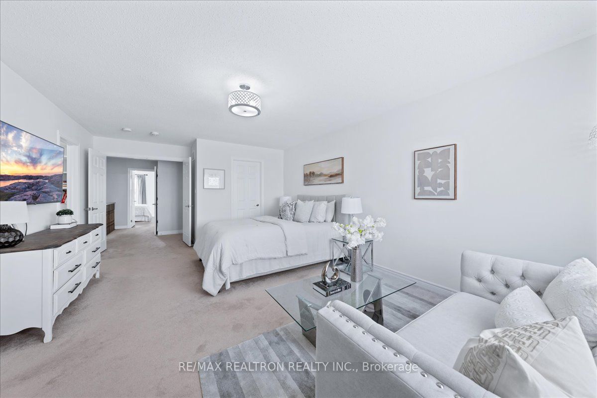 77 Gallagher Crescent Property Photo 27