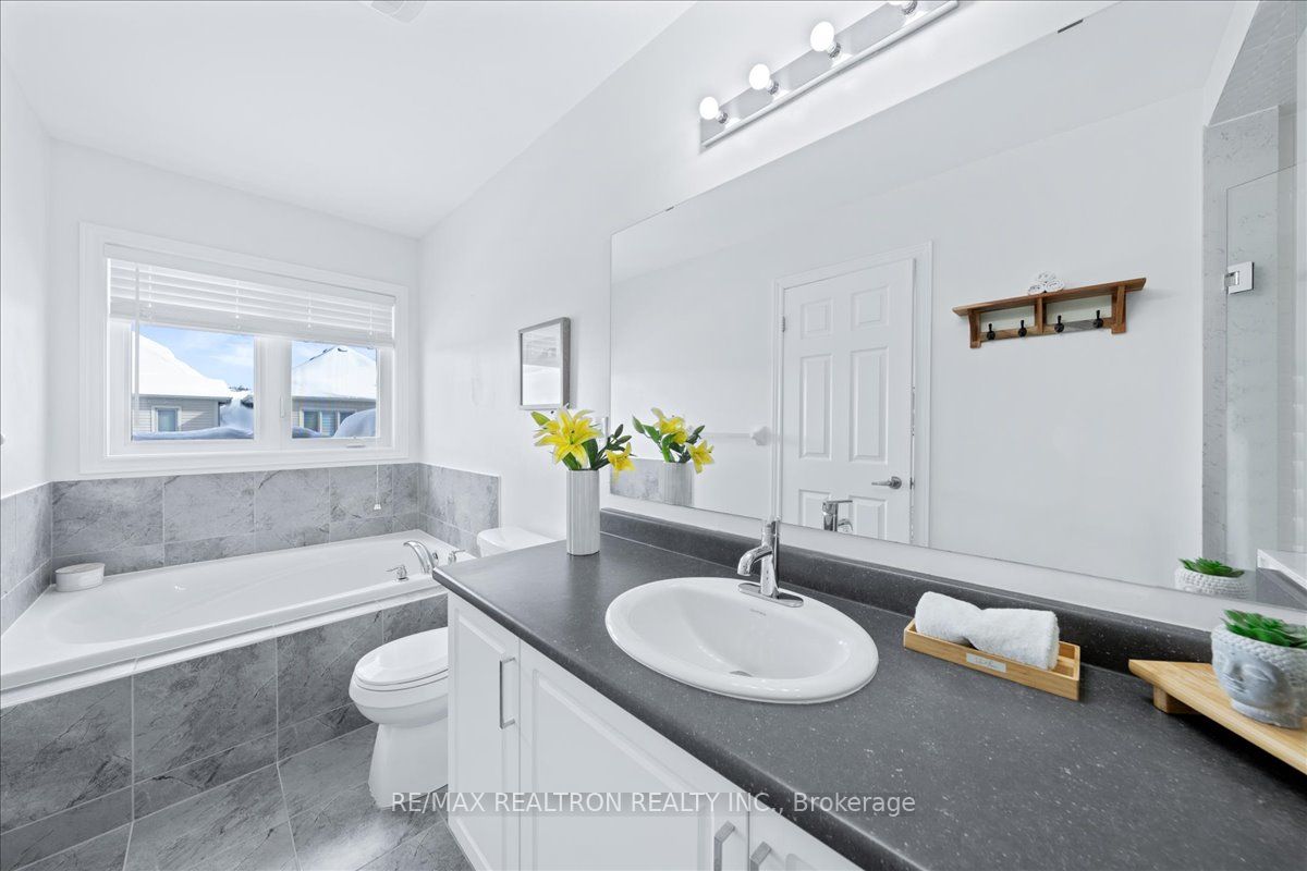 77 Gallagher Crescent Property Photo 33