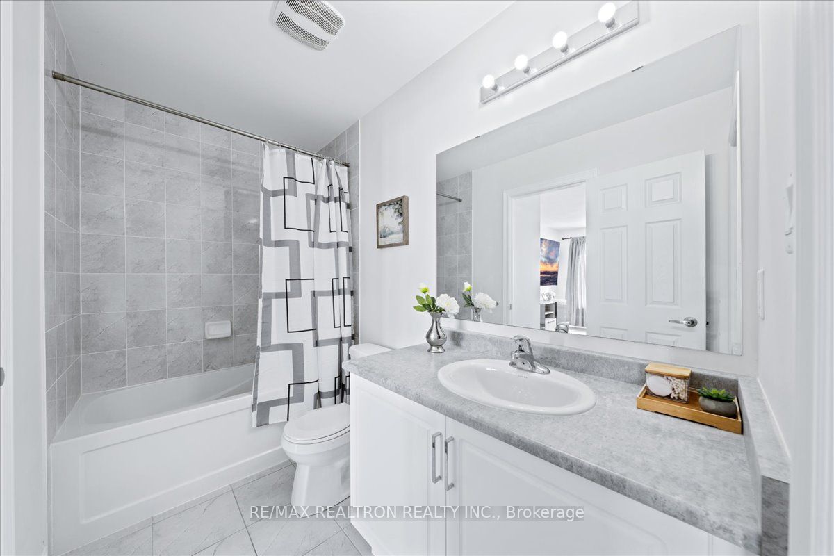 77 Gallagher Crescent Property Photo 34