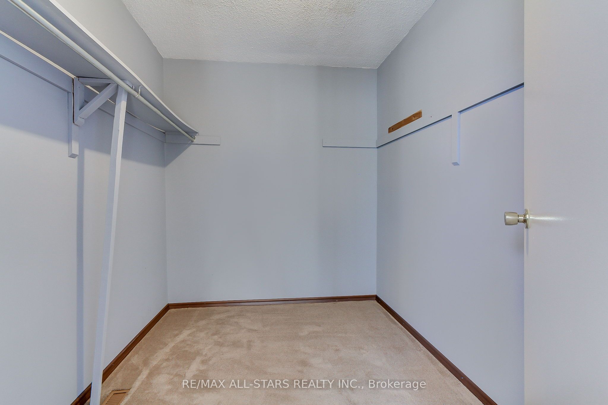 113 Lowe Boulevard Property Photo 23