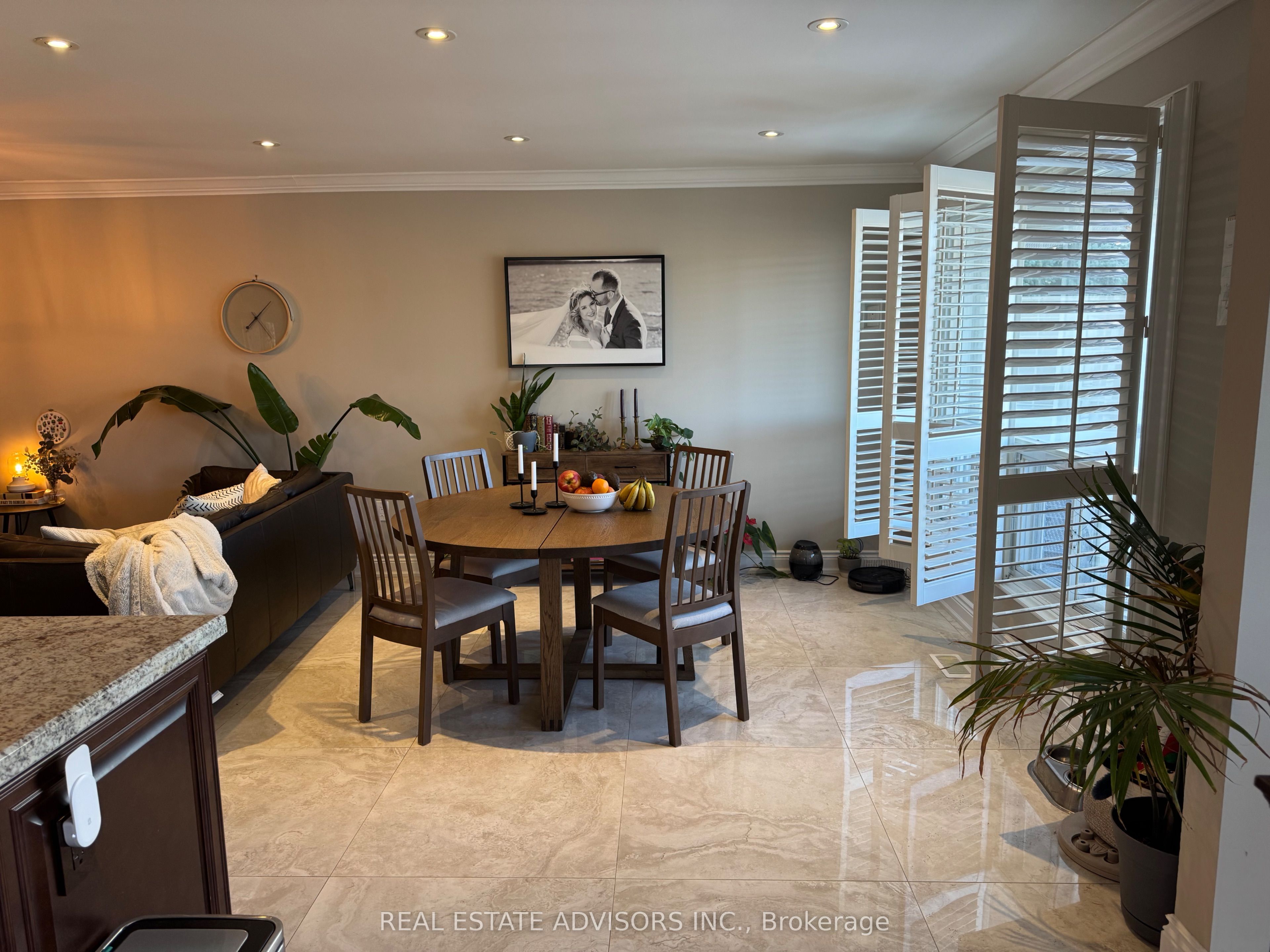 17 Agincourt Road Property Photo 3