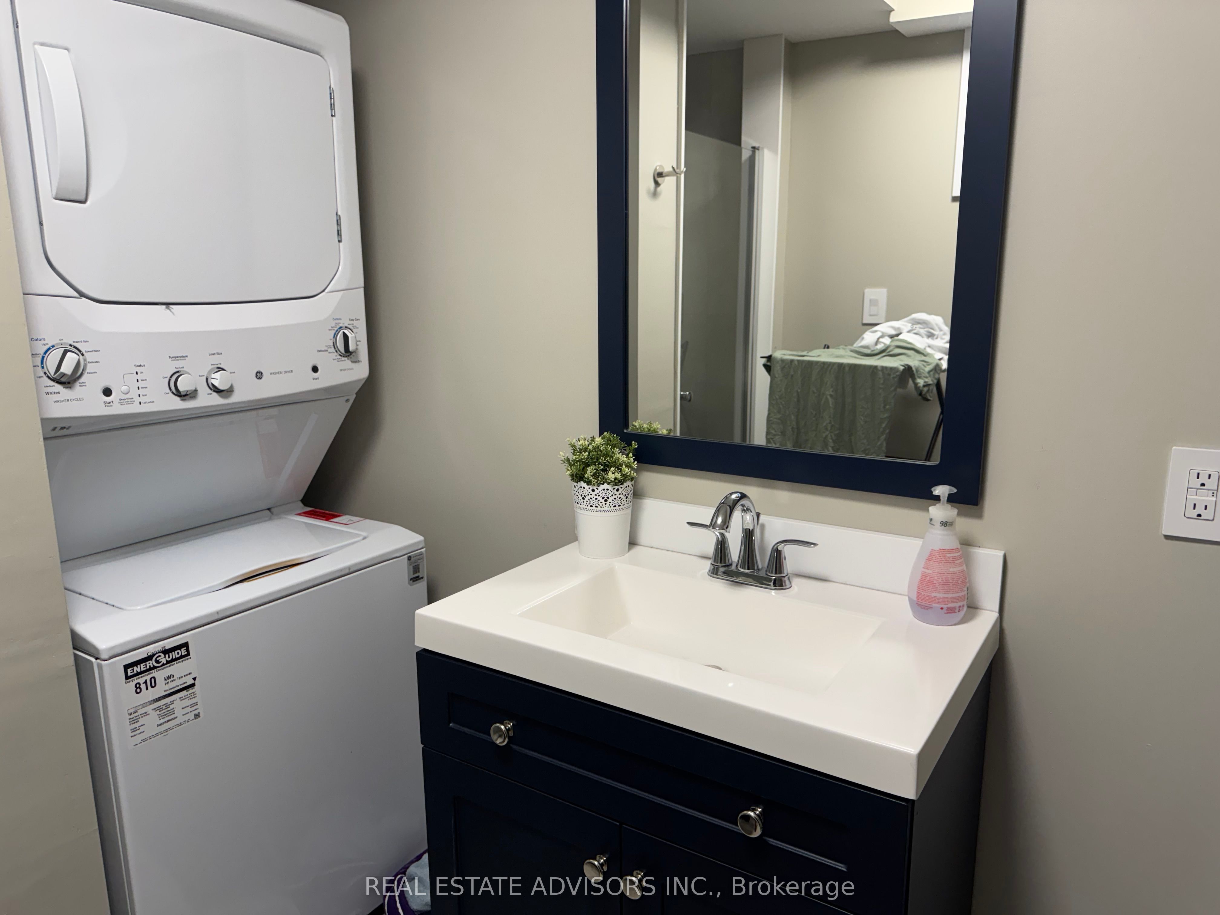 17 Agincourt Road Property Photo 13