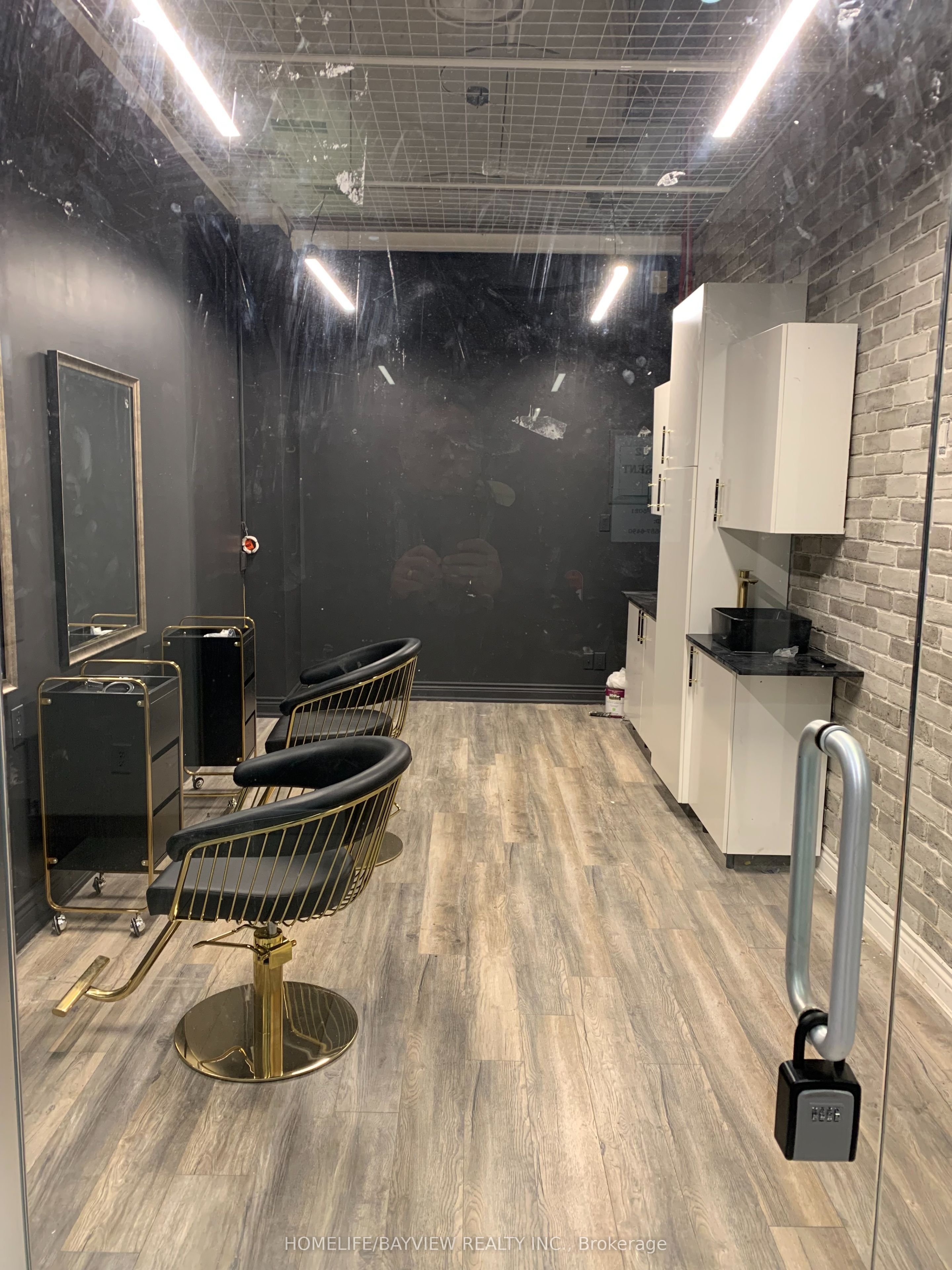 #81 - 7181 Yonge Street Property Photo 1