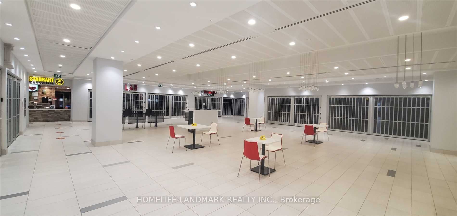 #248 - 7777 Weston Road Property Photo 3