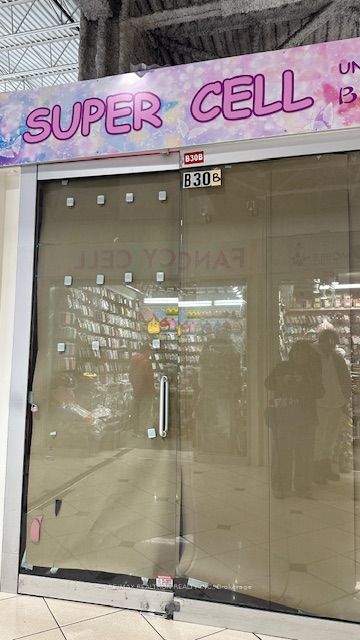 #b30b - 4300 Steeles Avenue Property Photo 4