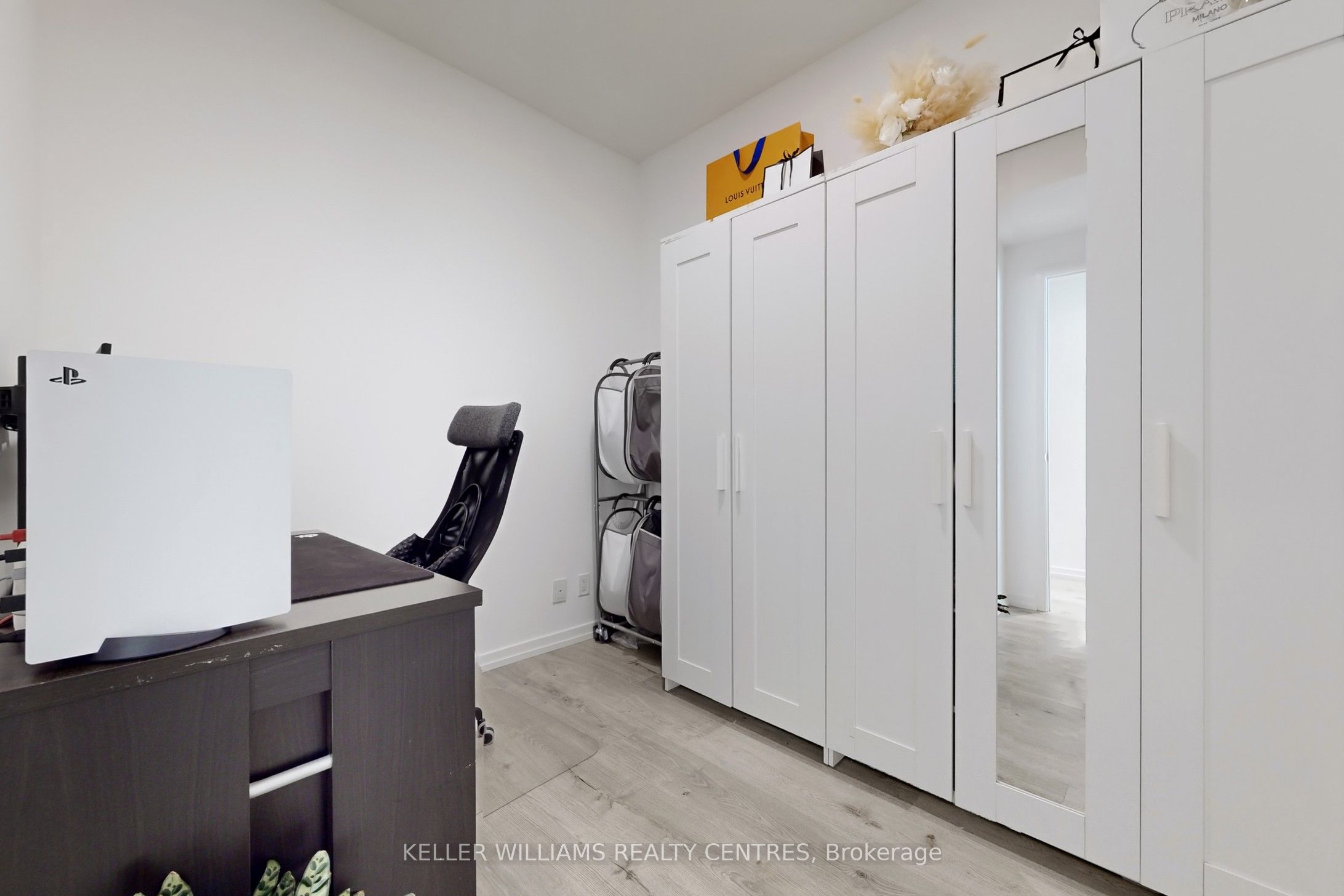#3009 - 1000 Portage Parkway Property Photo 14