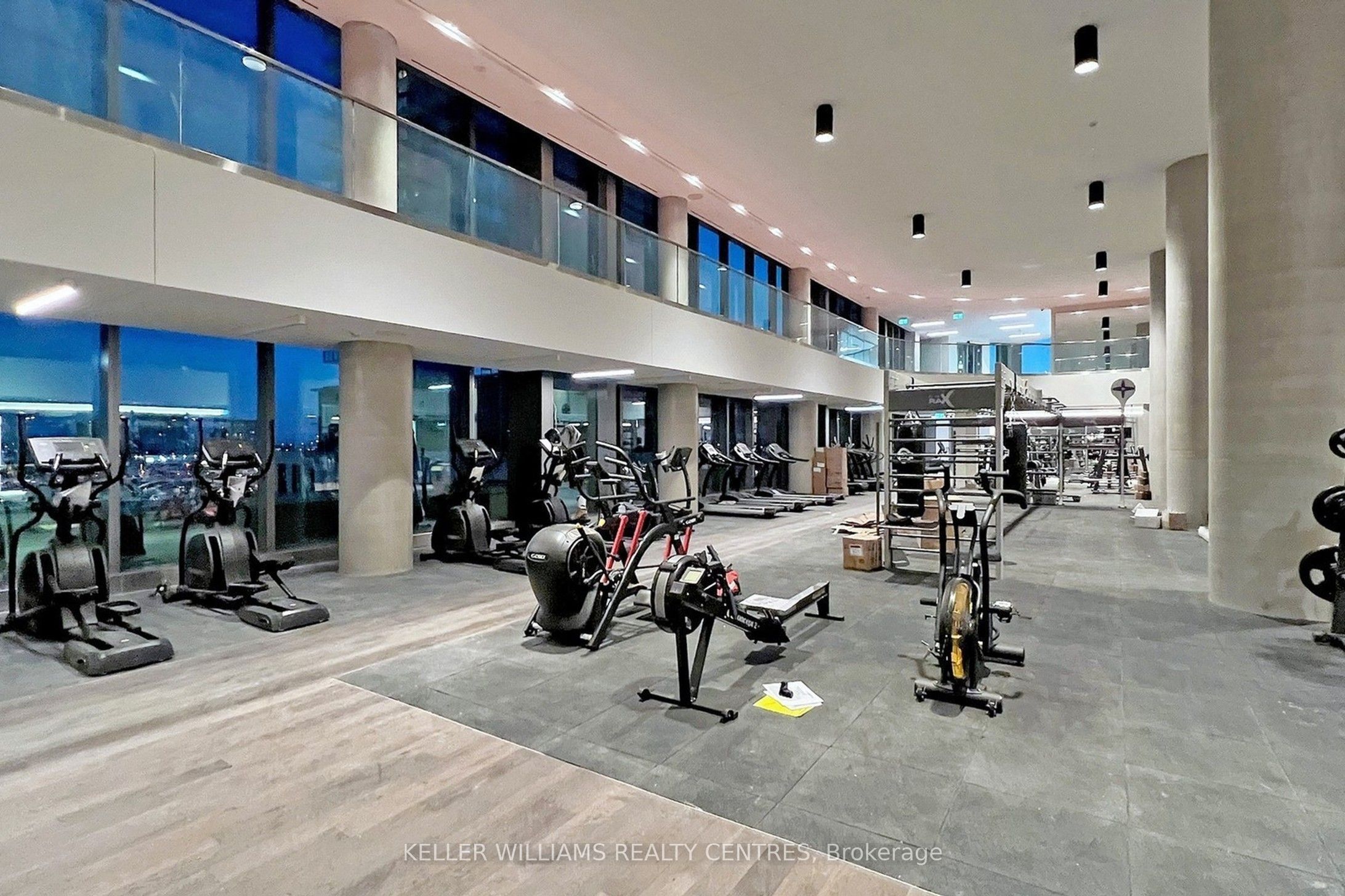 #3009 - 1000 Portage Parkway Property Photo 21