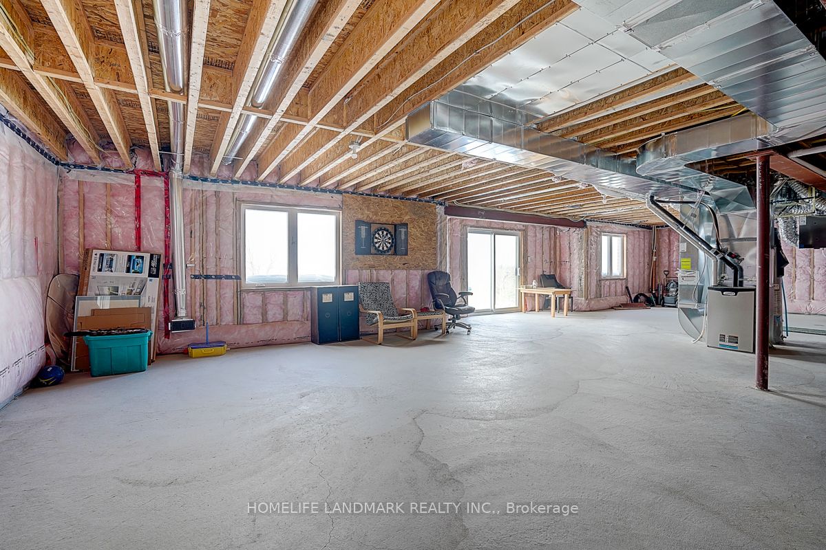 862 John Street Property Photo 46