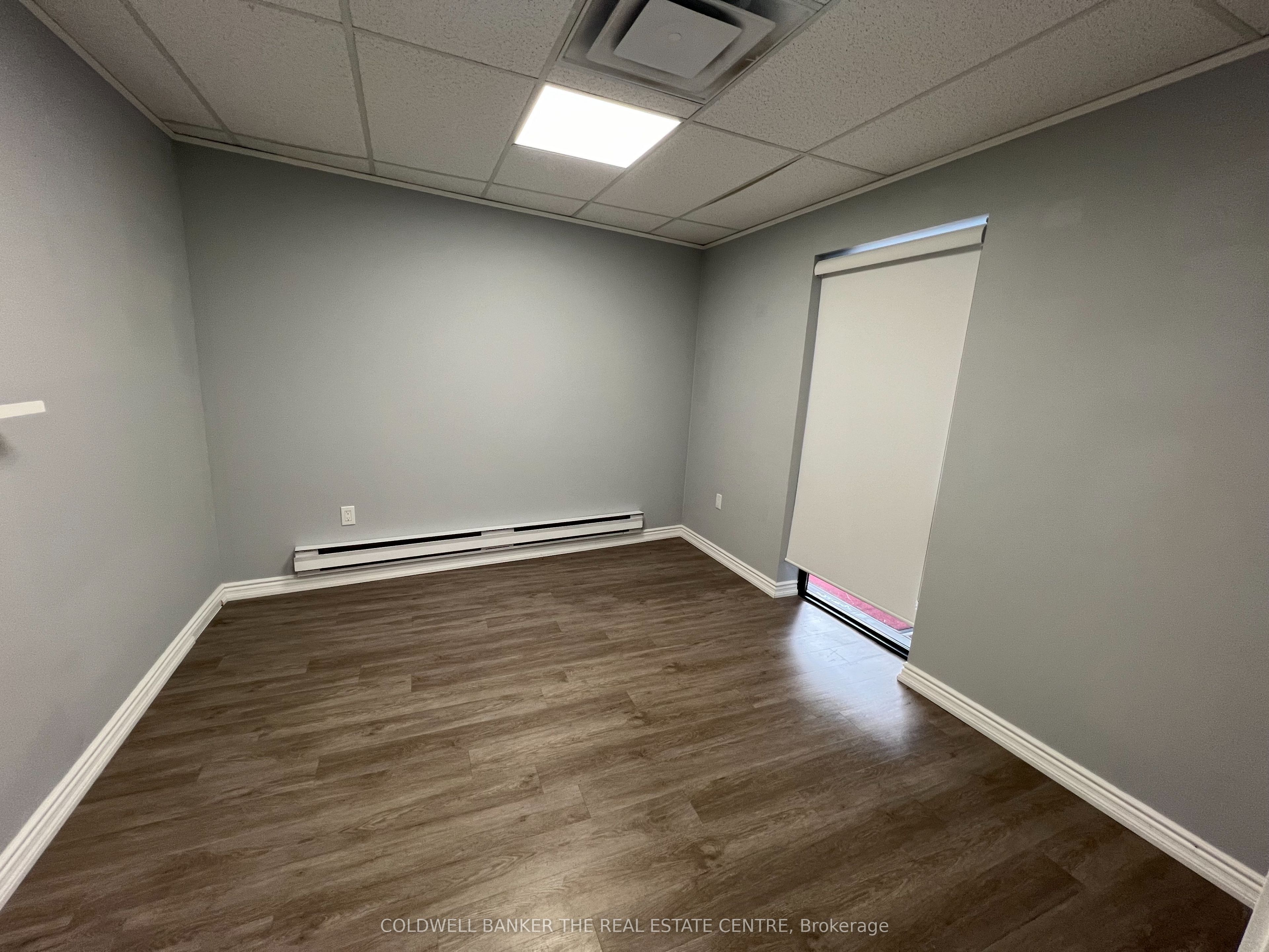 #202 - 22 Richmond Street Property Photo 3