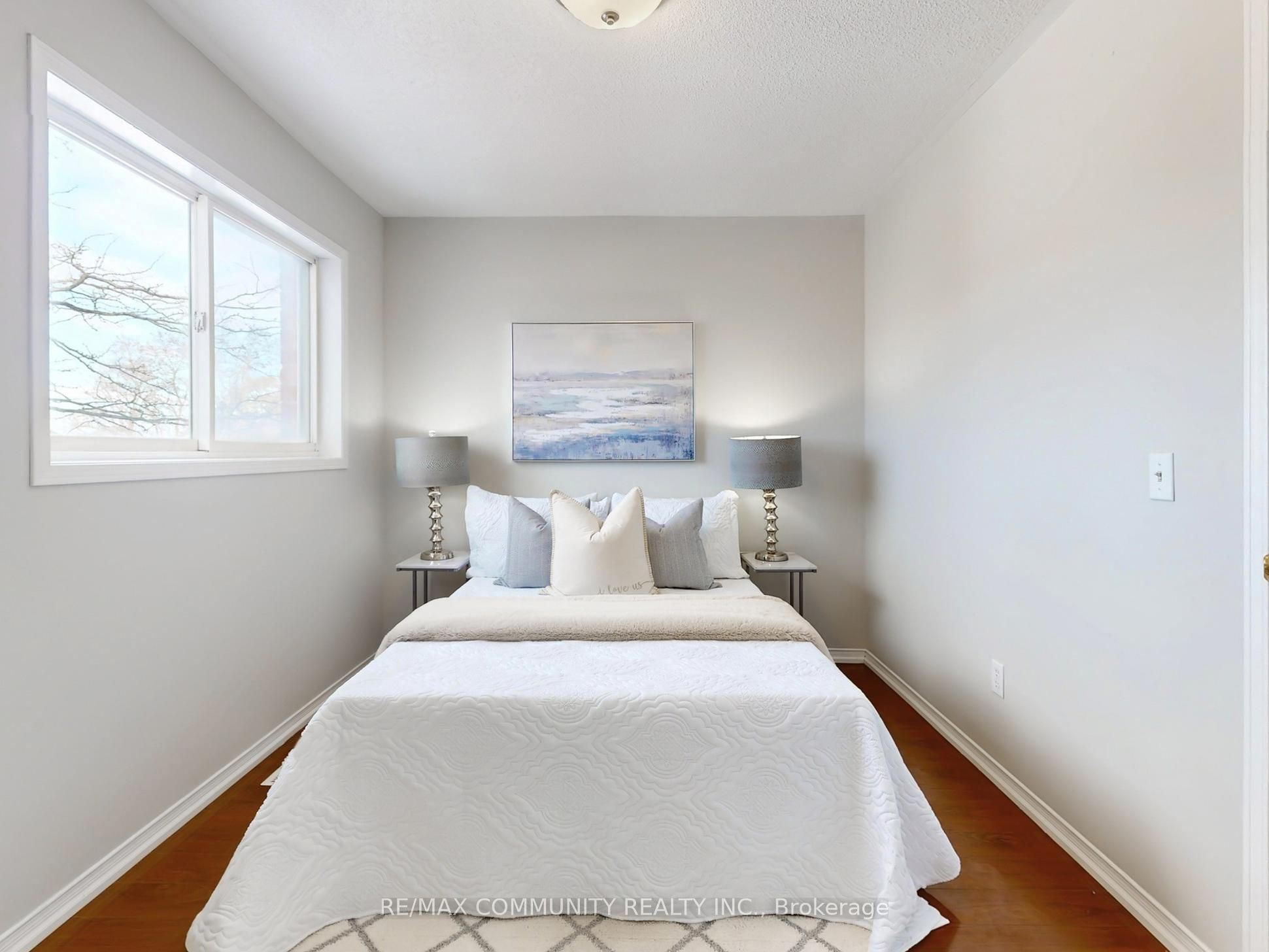 27 Bethune Way Property Photo 19