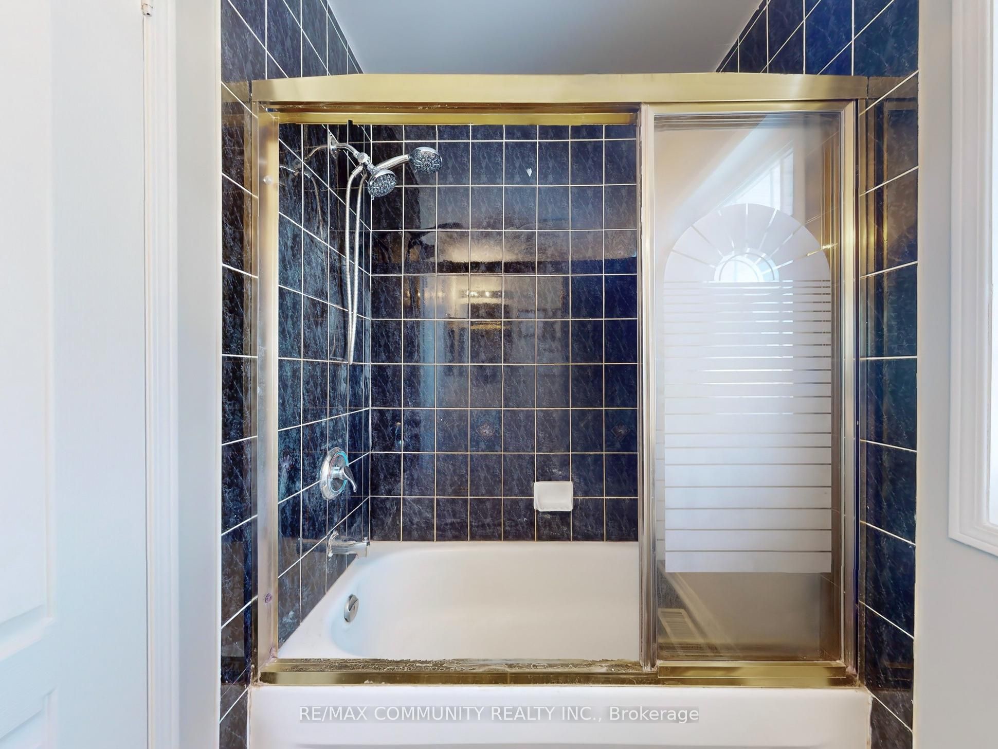 27 Bethune Way Property Photo 29
