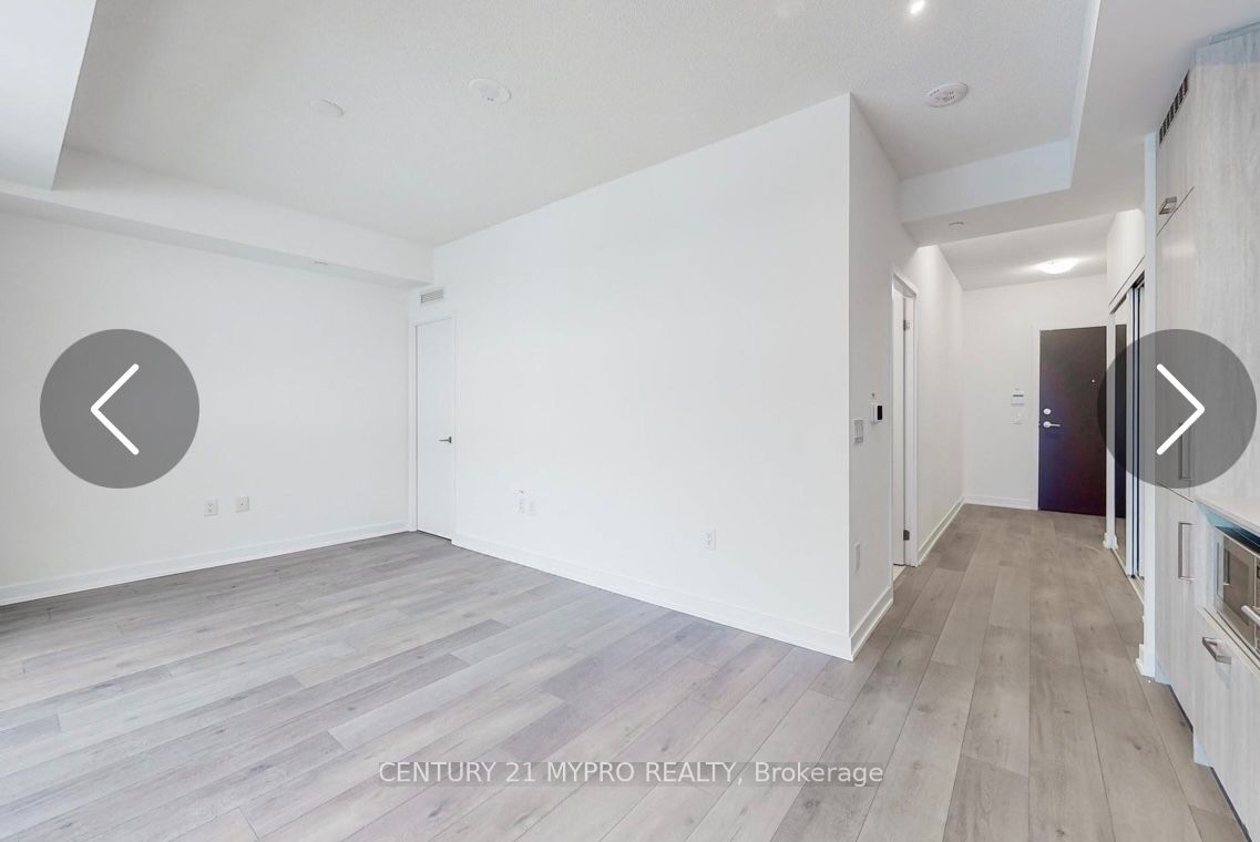 #1617 - 10 Honeycrisp Crescent Property Photo 12