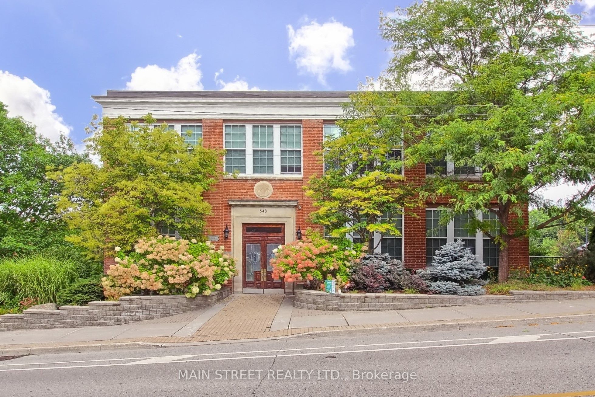 #303 - 543 Timothy Street Property Photo 1