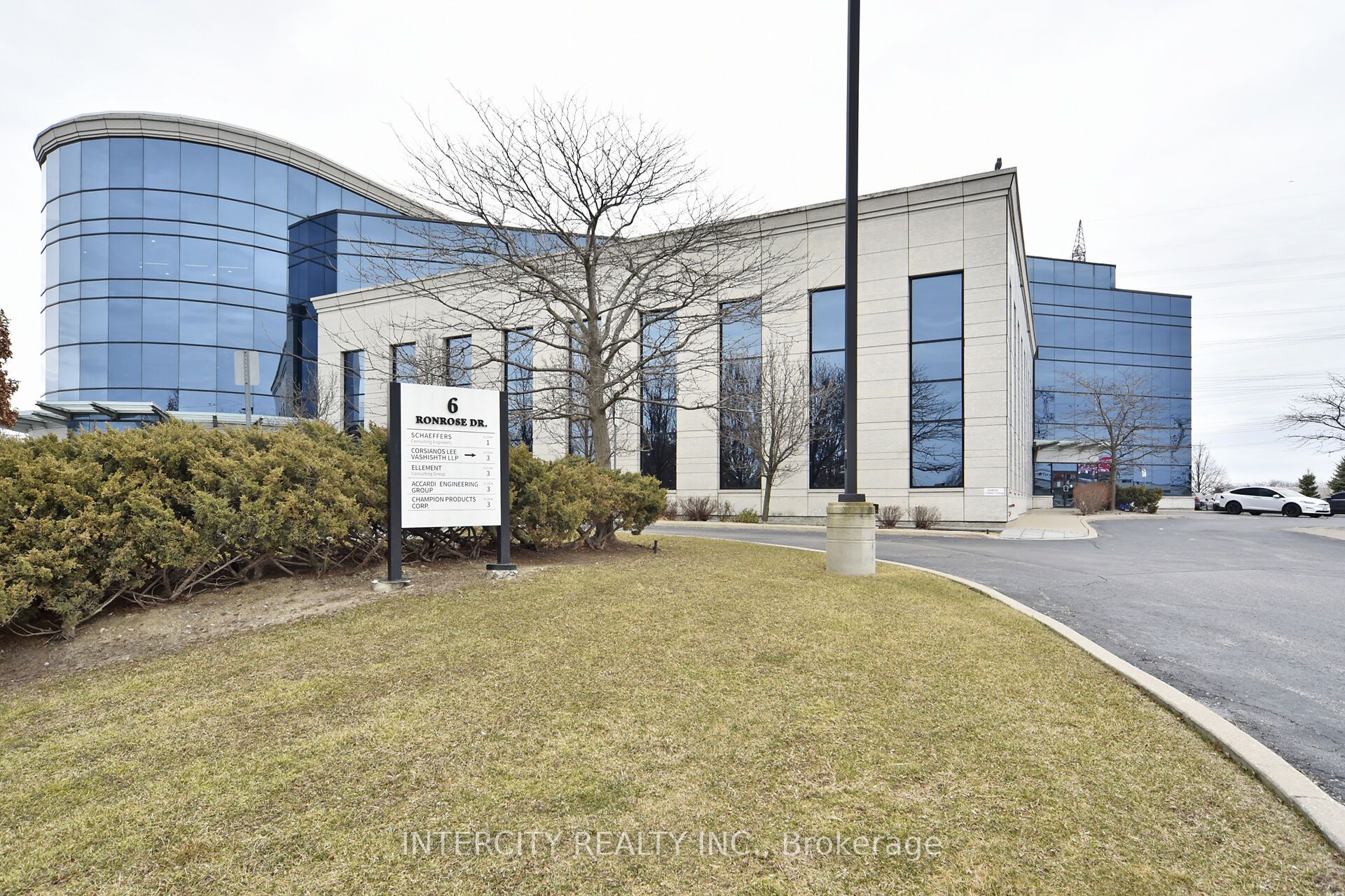 6 Ronrose Drive Property Photo 2