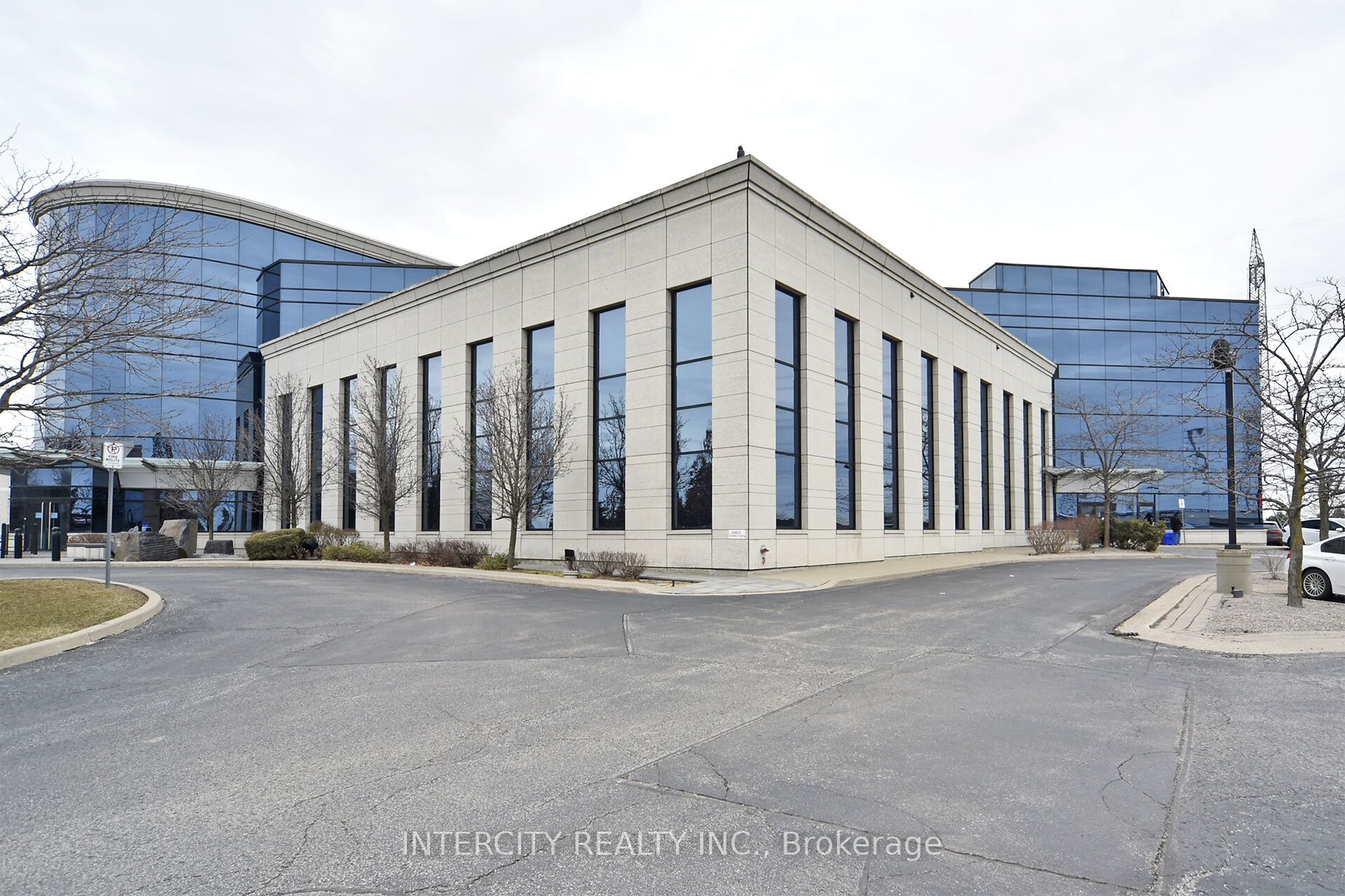 6 Ronrose Drive Property Photo 3