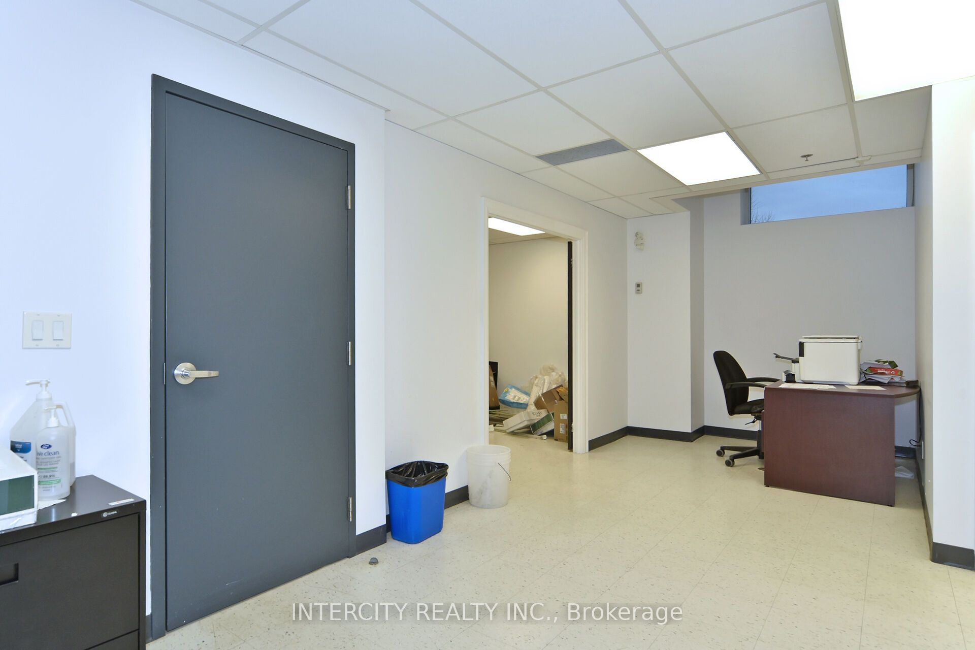 6 Ronrose Drive Property Photo 11