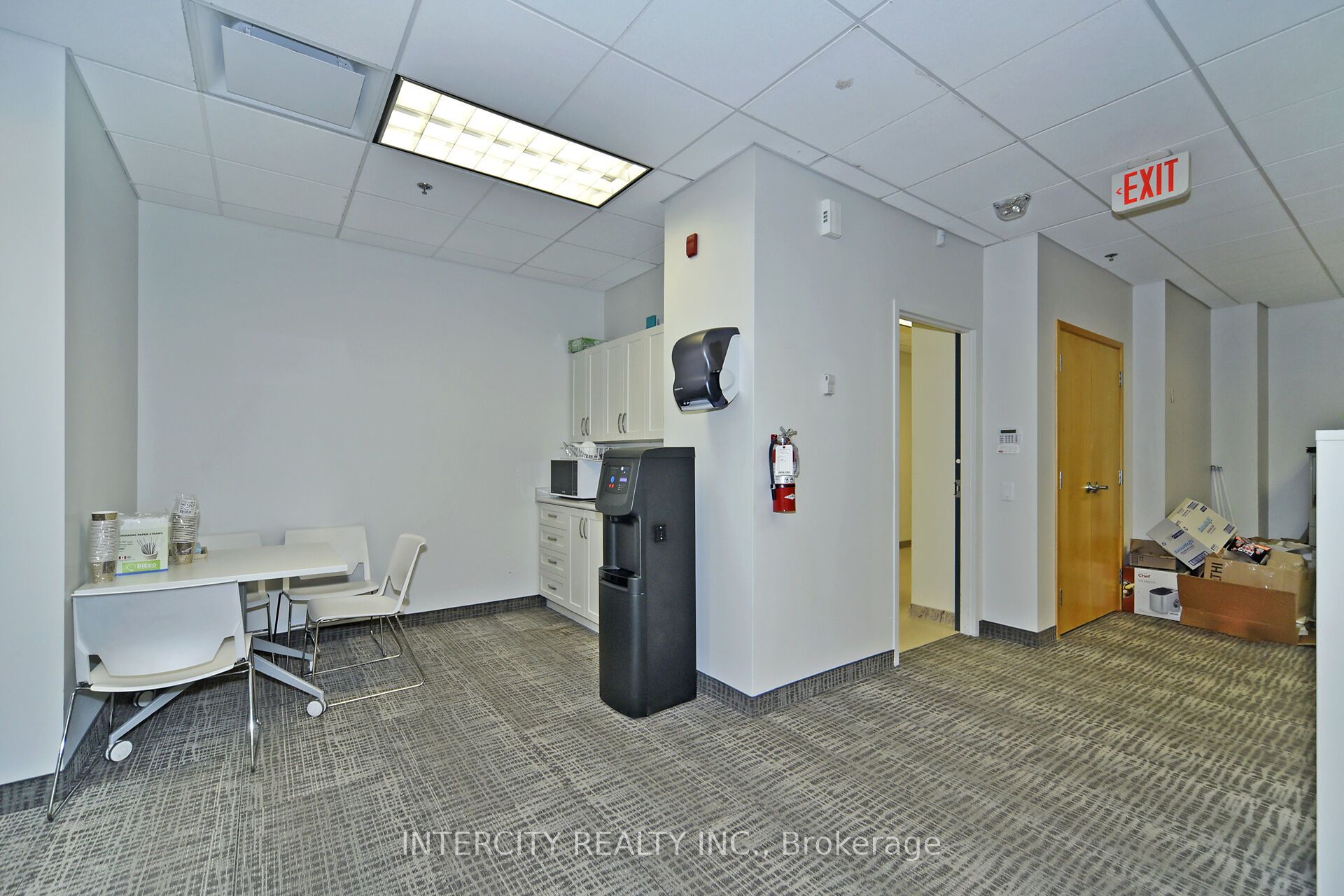 6 Ronrose Drive Property Photo 14