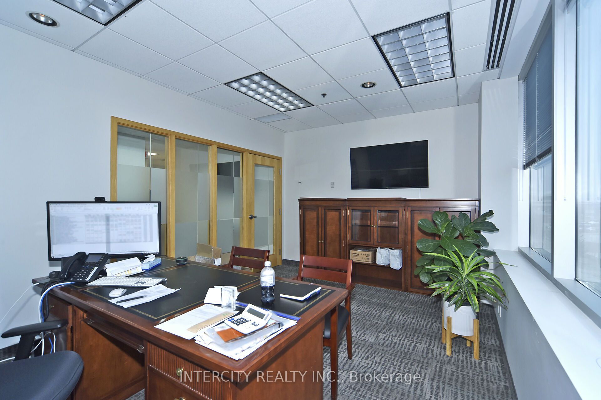 6 Ronrose Drive Property Photo 26