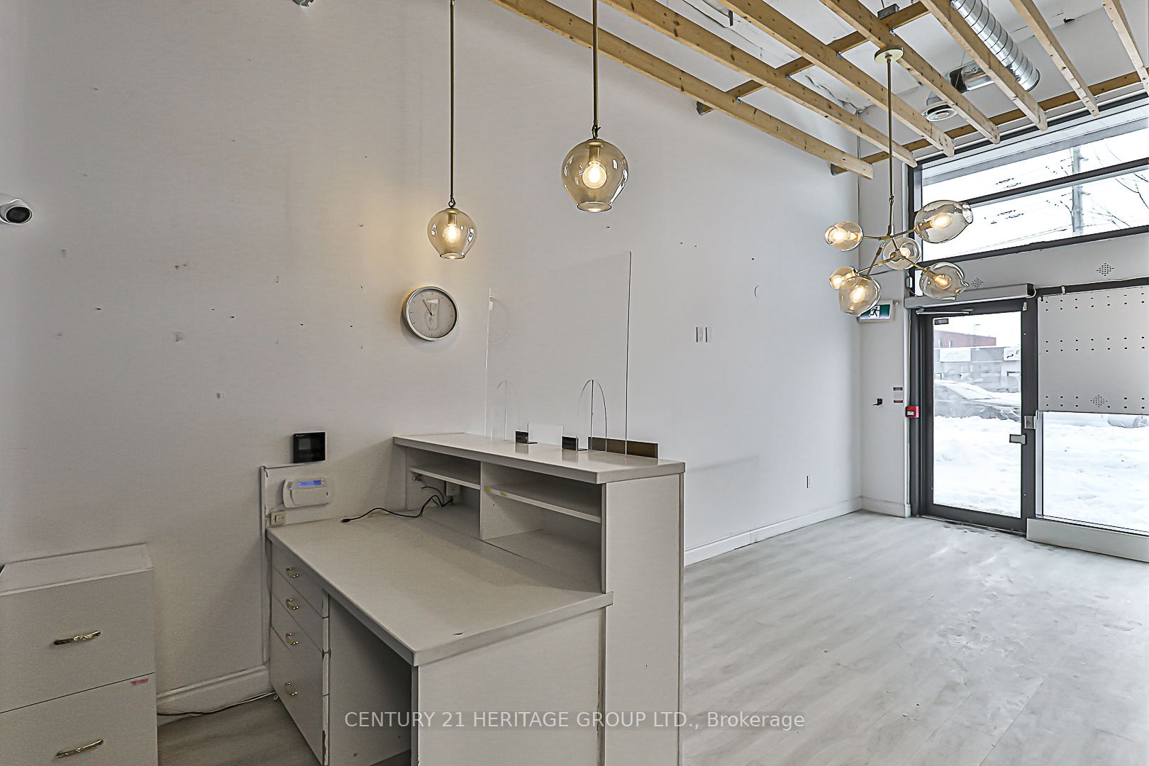 #level 1 Property Photo 6