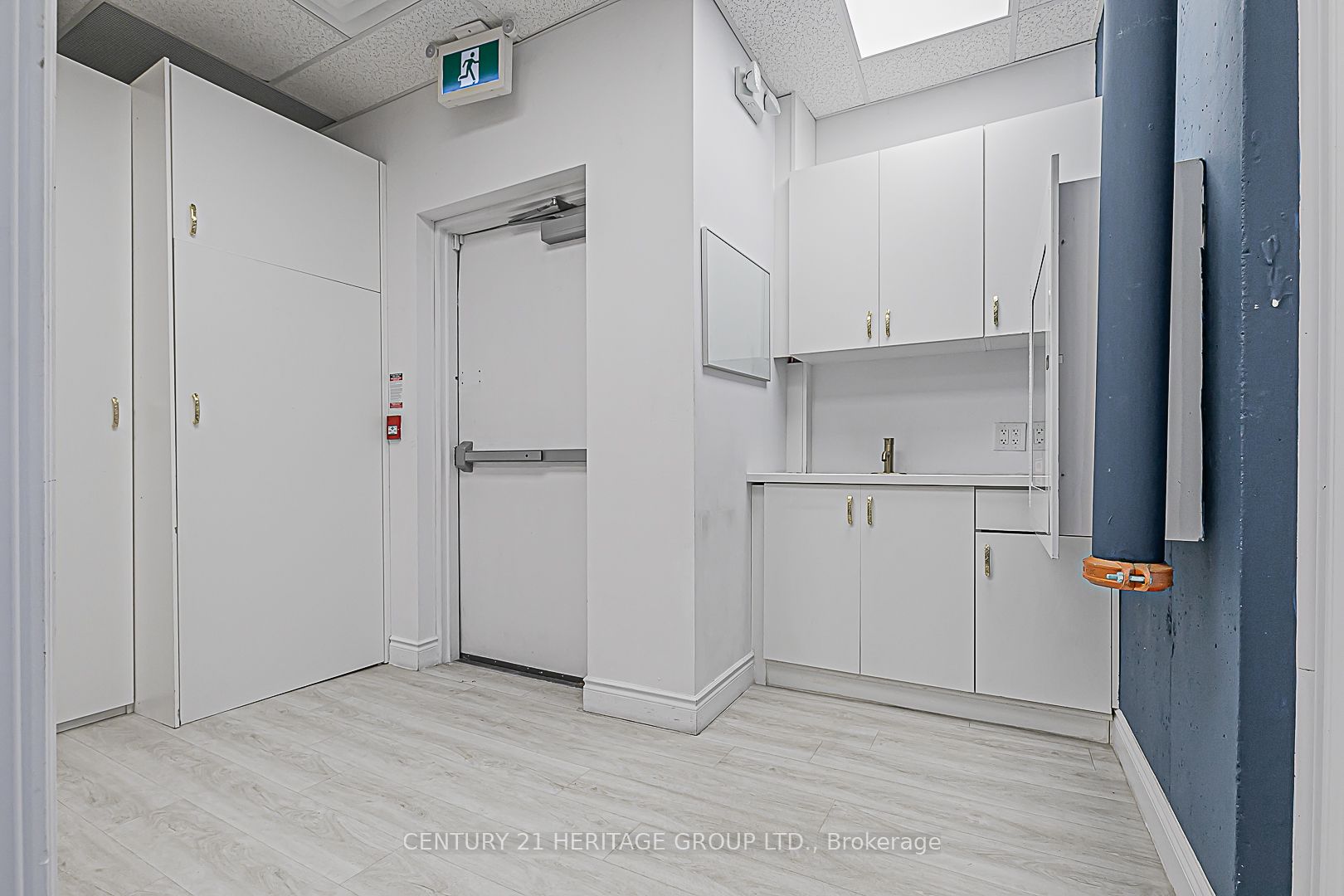 #level 1 Property Photo 9