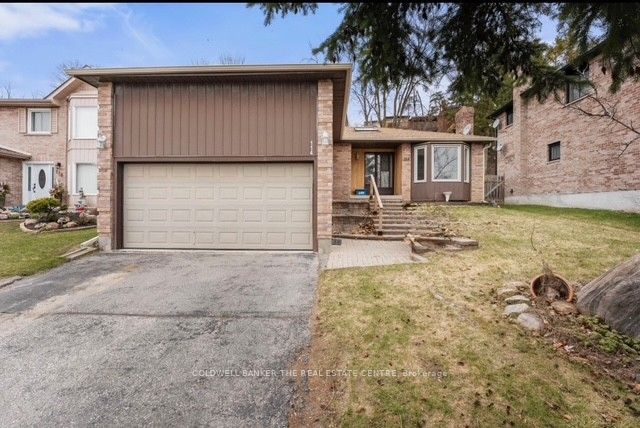 114 Collings Ave Property Photo 1