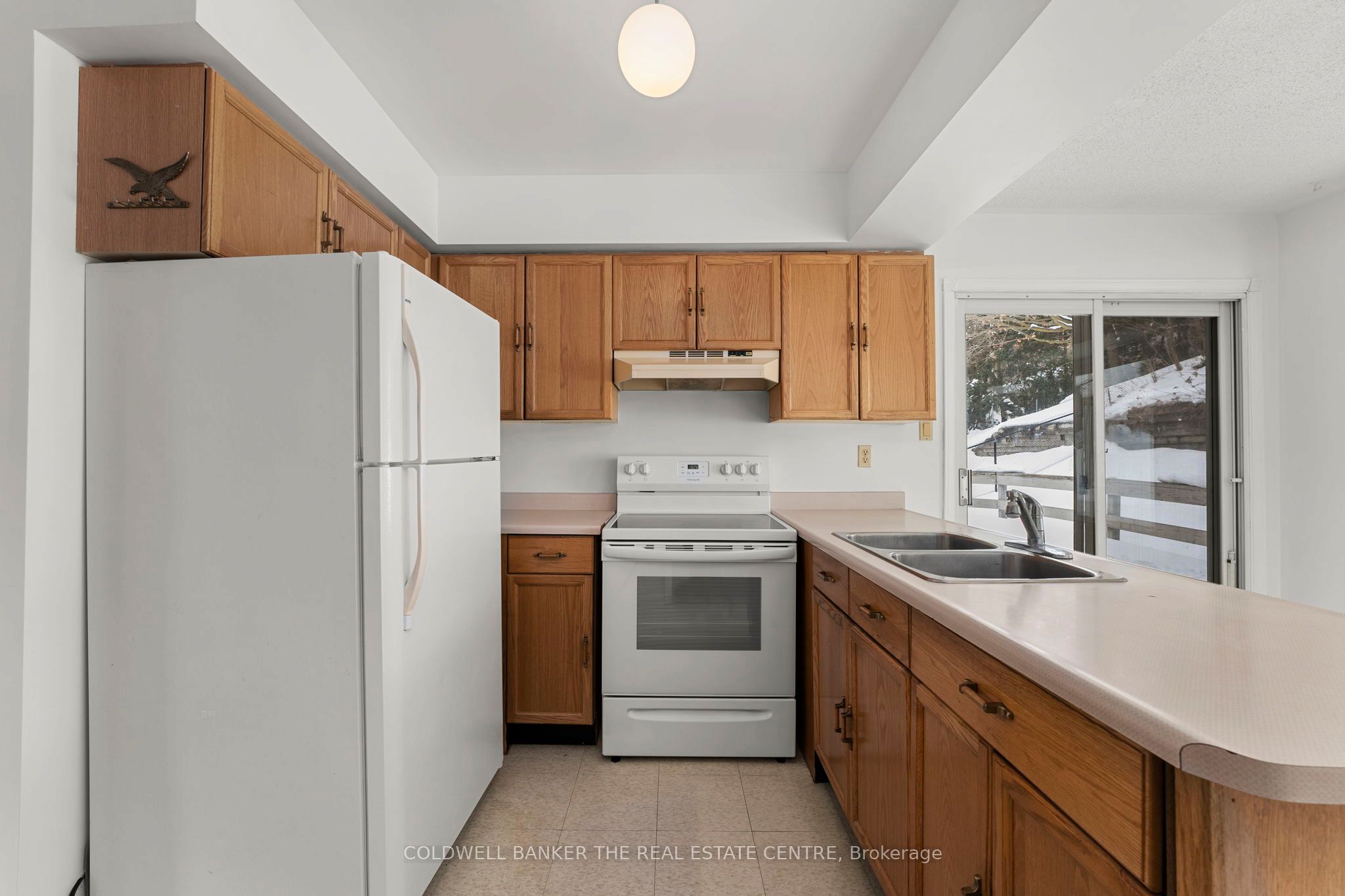 114 Collings Ave Property Photo 11