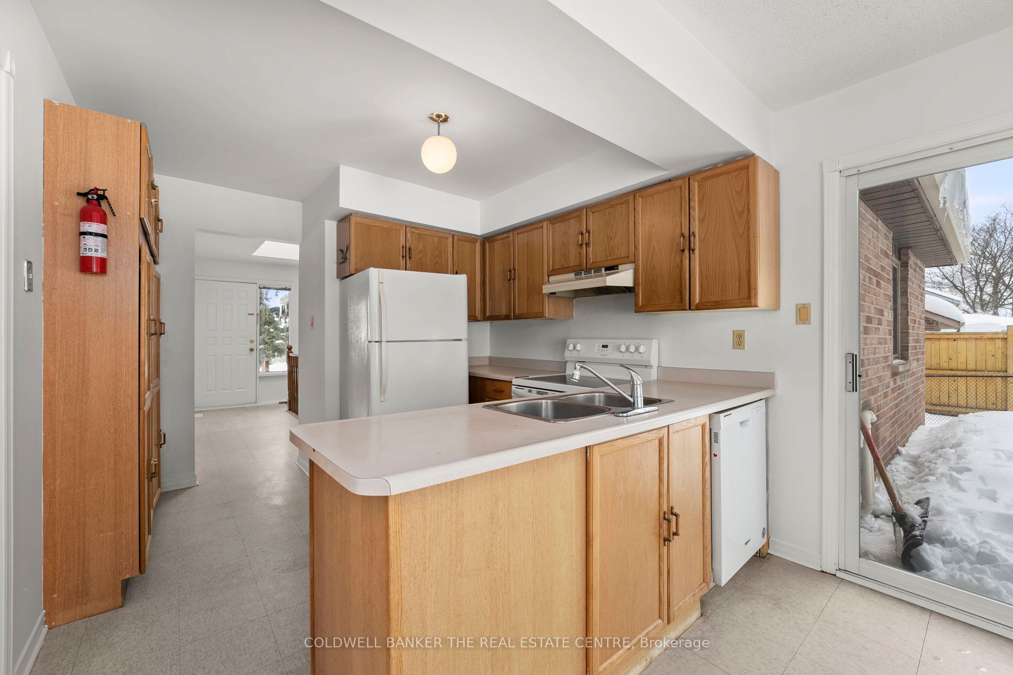 114 Collings Ave Property Photo 12